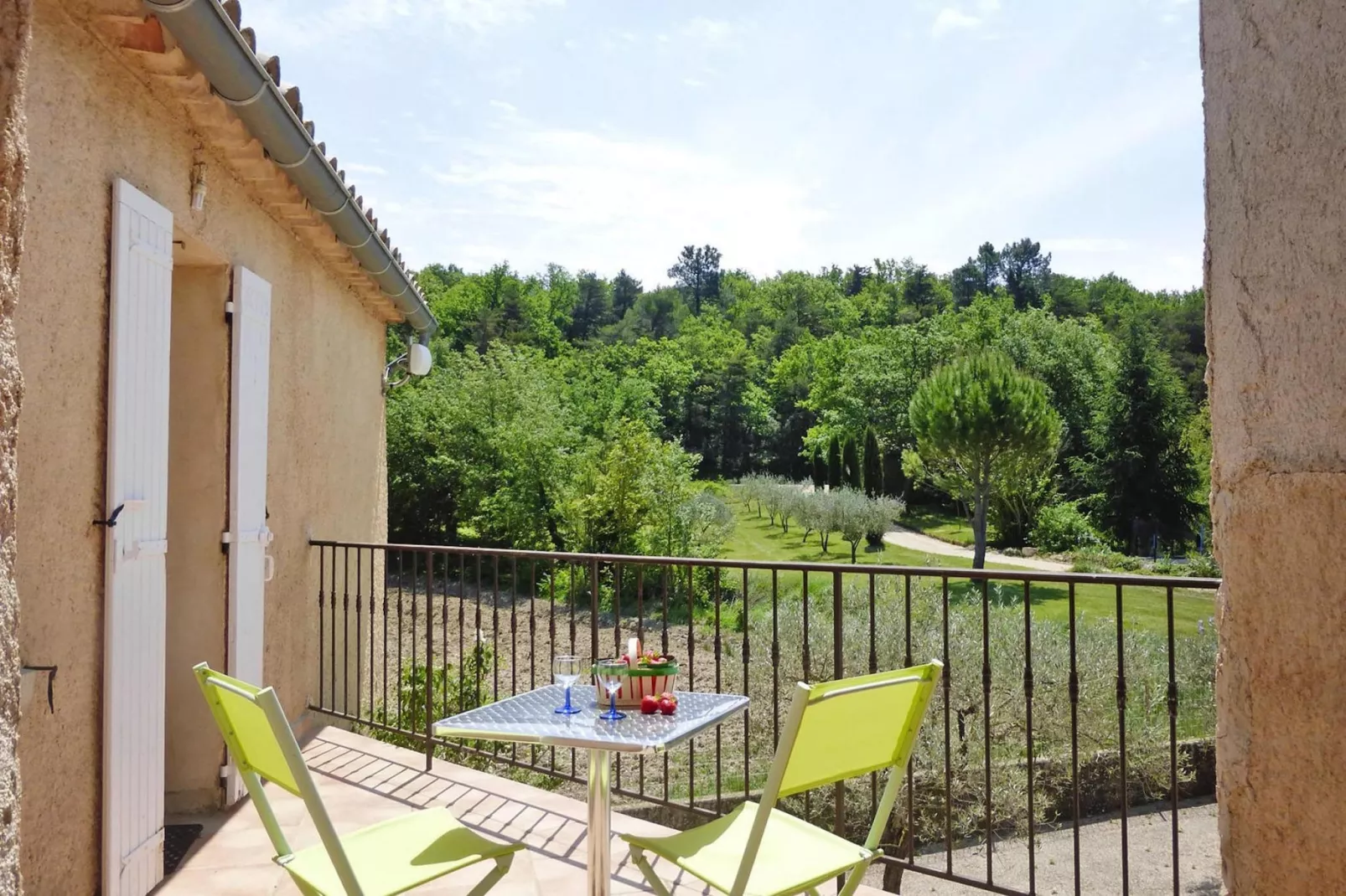 Ferienwohnung in Malaucène / Prune-Terrace balcony