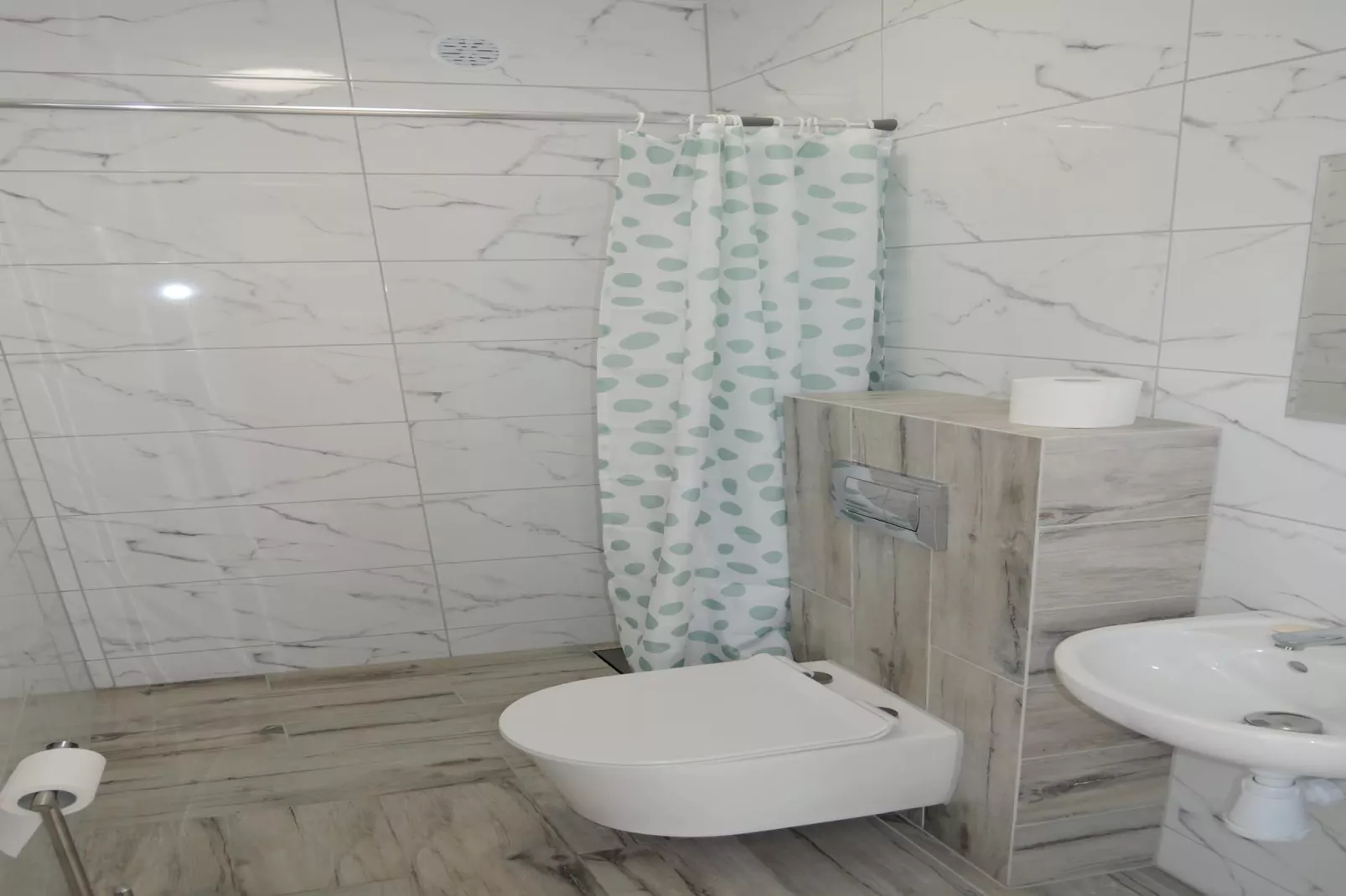 Apartament na 2 piętrze-Bathroom
