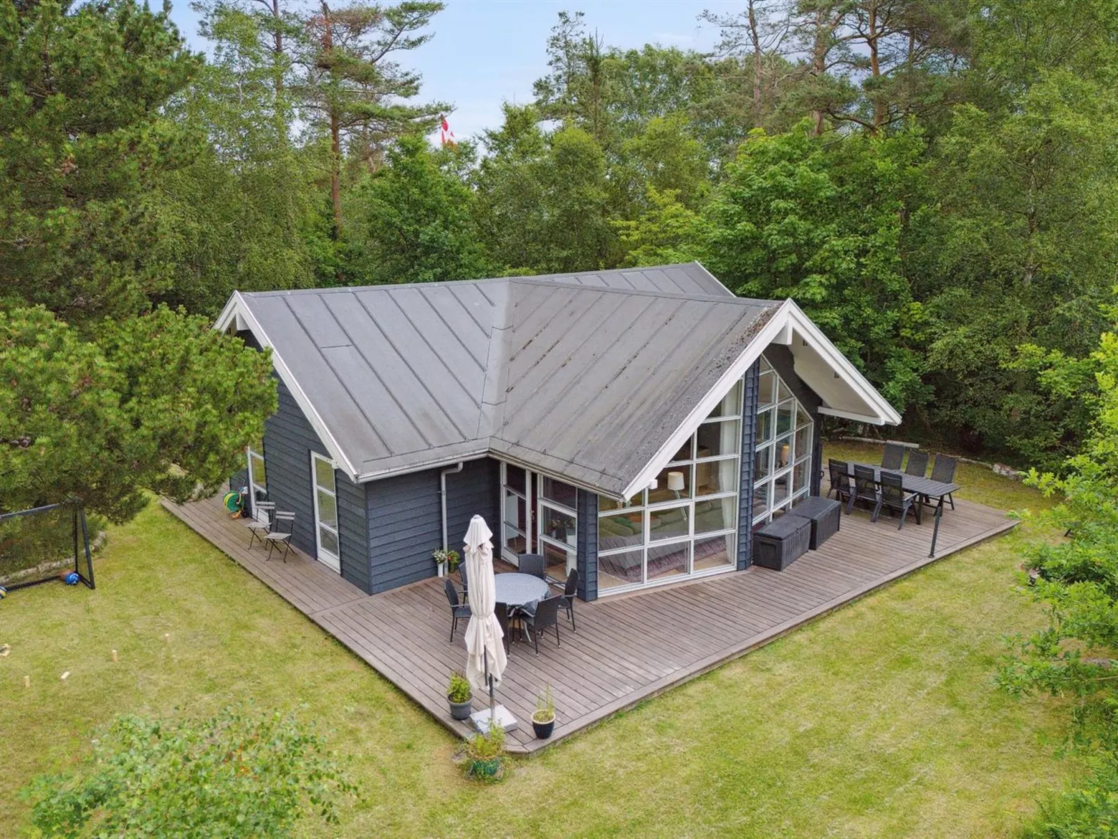 "Hellin" - 175m from the sea-Draußen