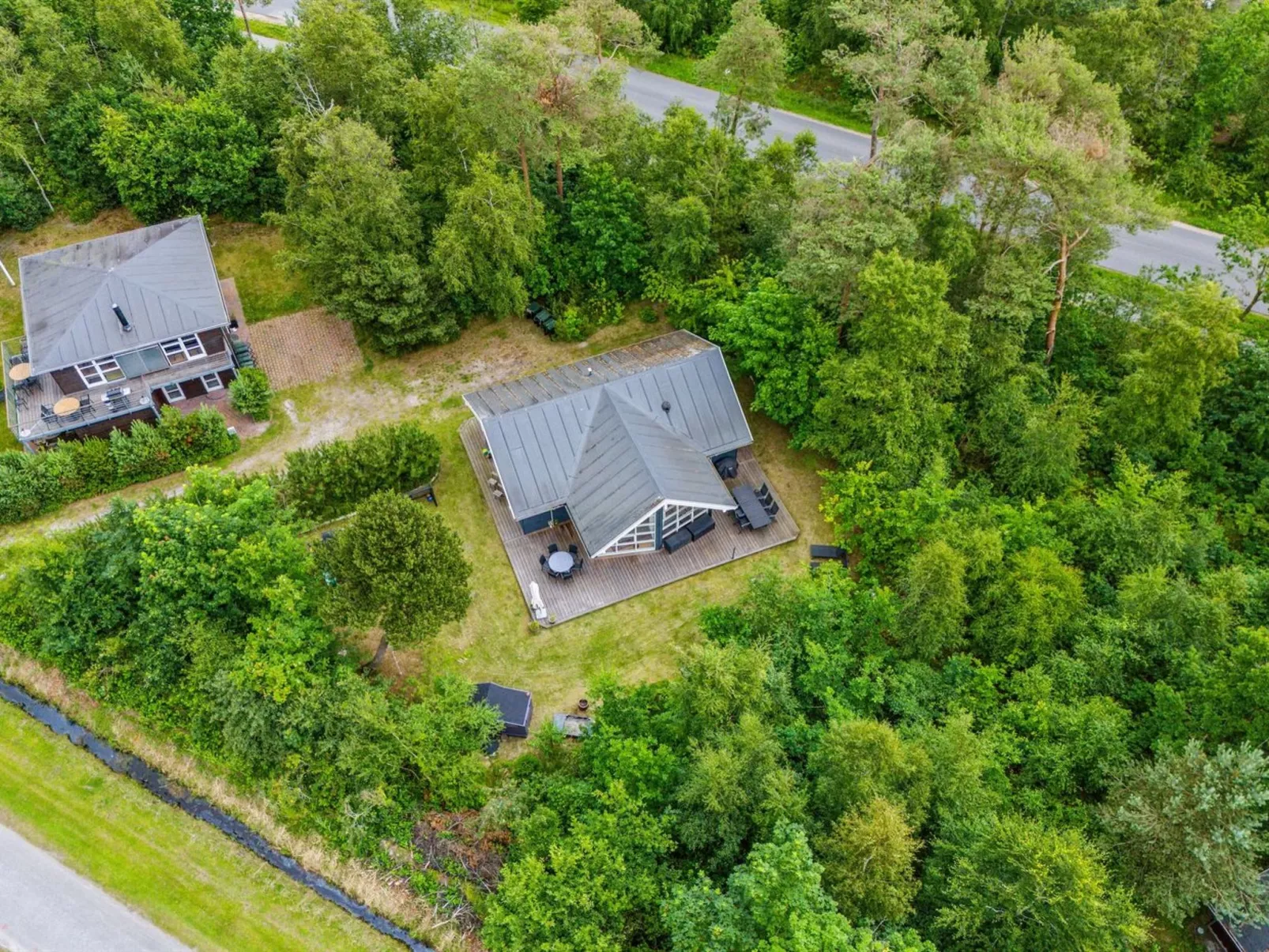 "Hellin" - 175m from the sea-Draußen