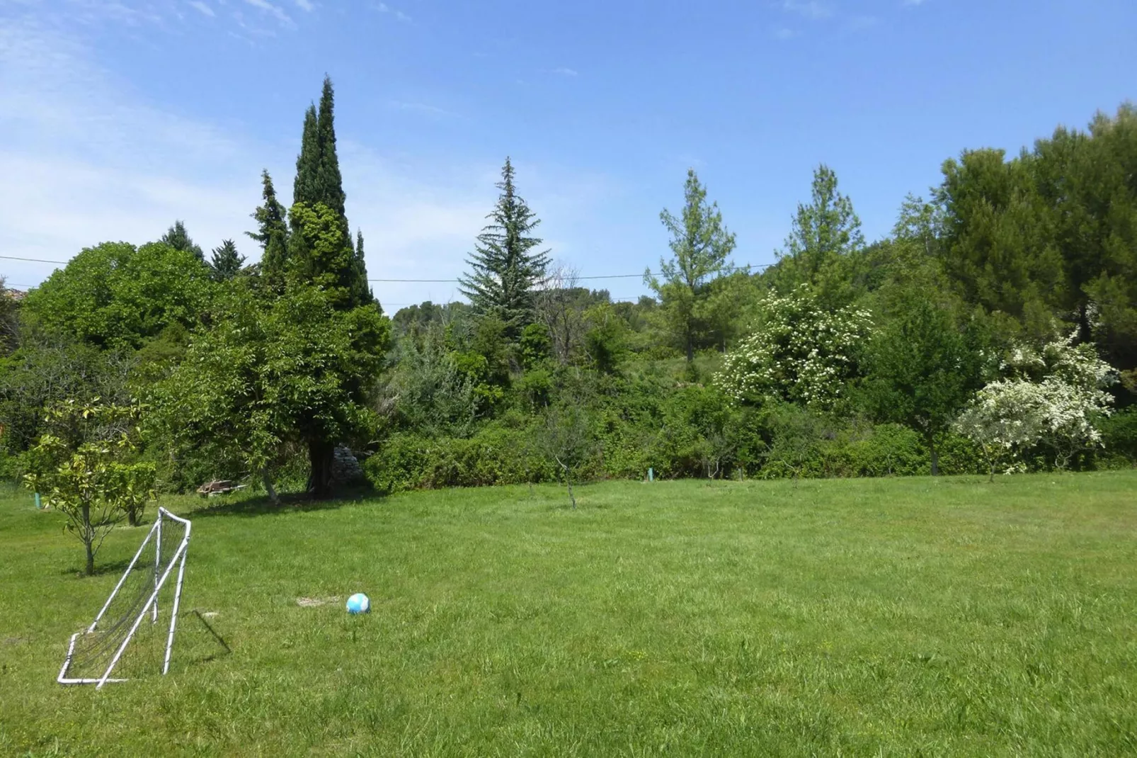 Ferienwohnung in Malaucène / Prune-Gardens summer