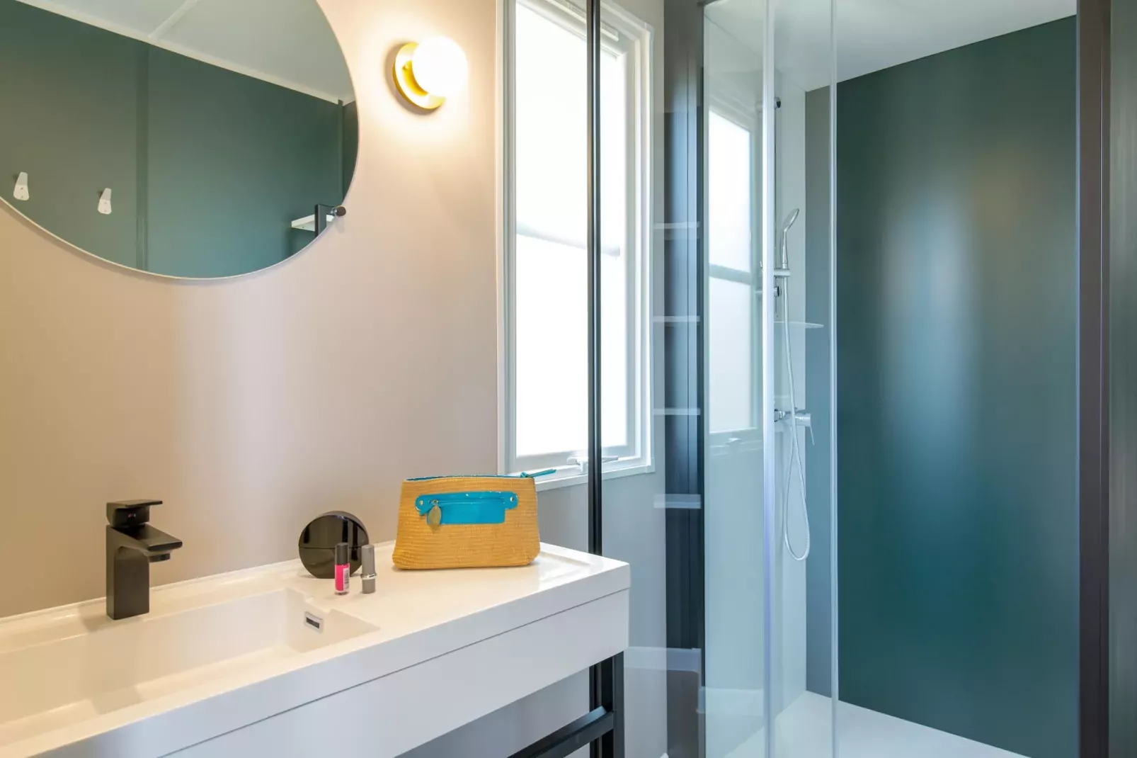 Les Jardins d'Agathe 6-Bathroom
