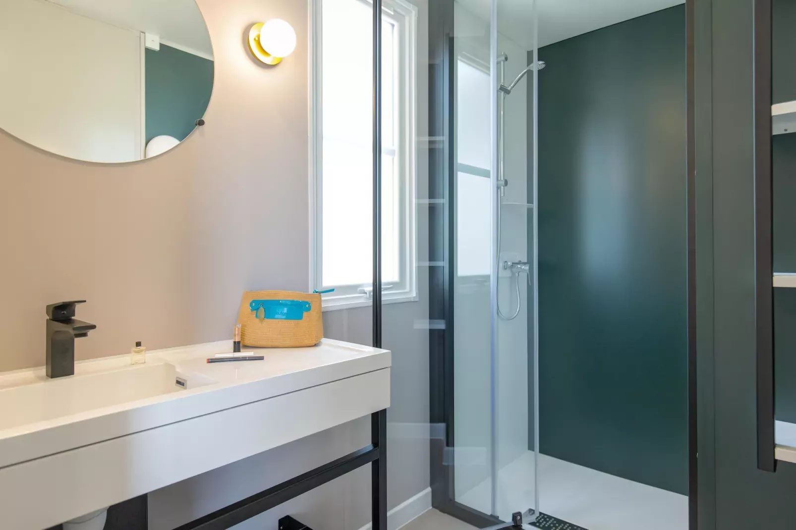 Les Jardins d'Agathe 6-Bathroom