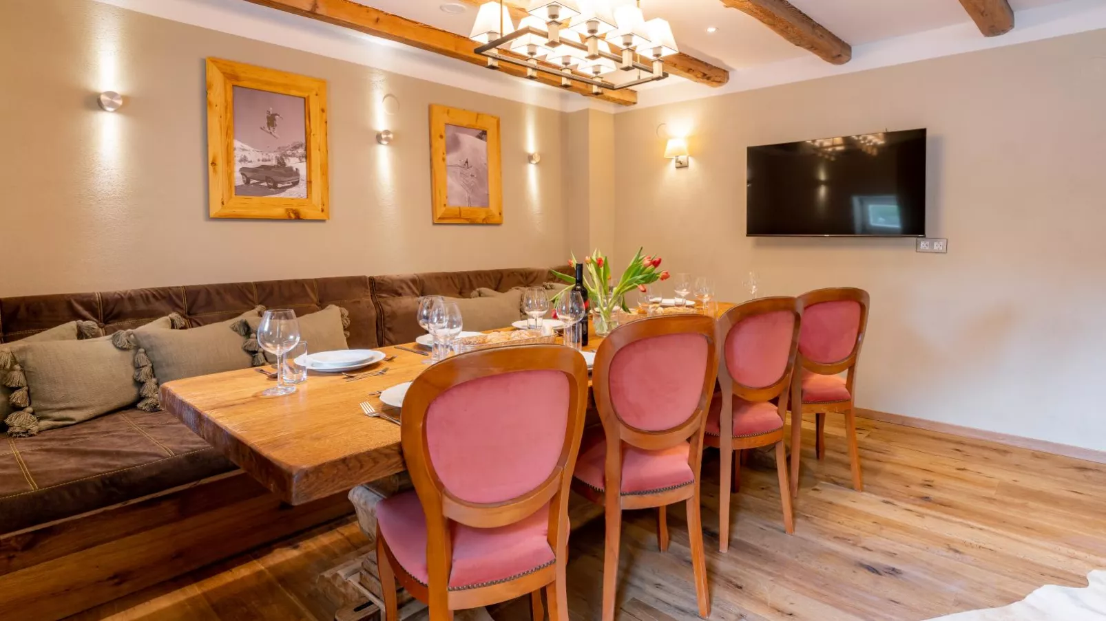 Biber Art Apartment 1-Dining room