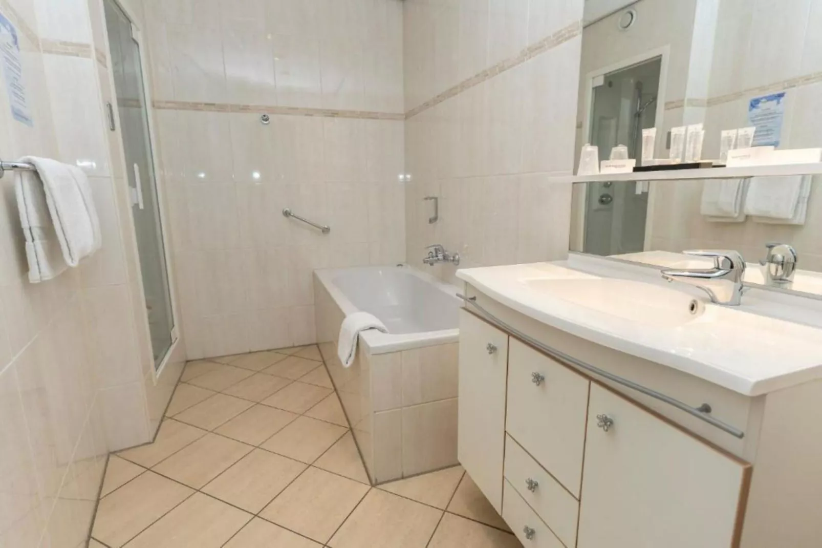 De Vlijt - First class A-Bathroom
