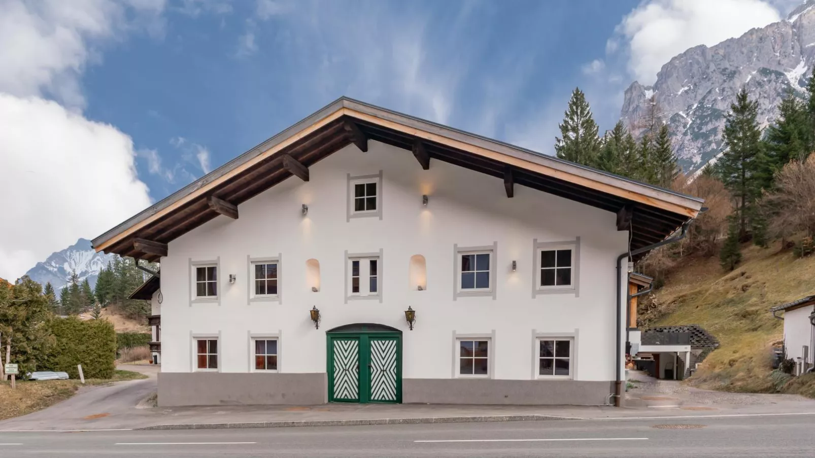 Biber Art Apartment 1-Exterior summer