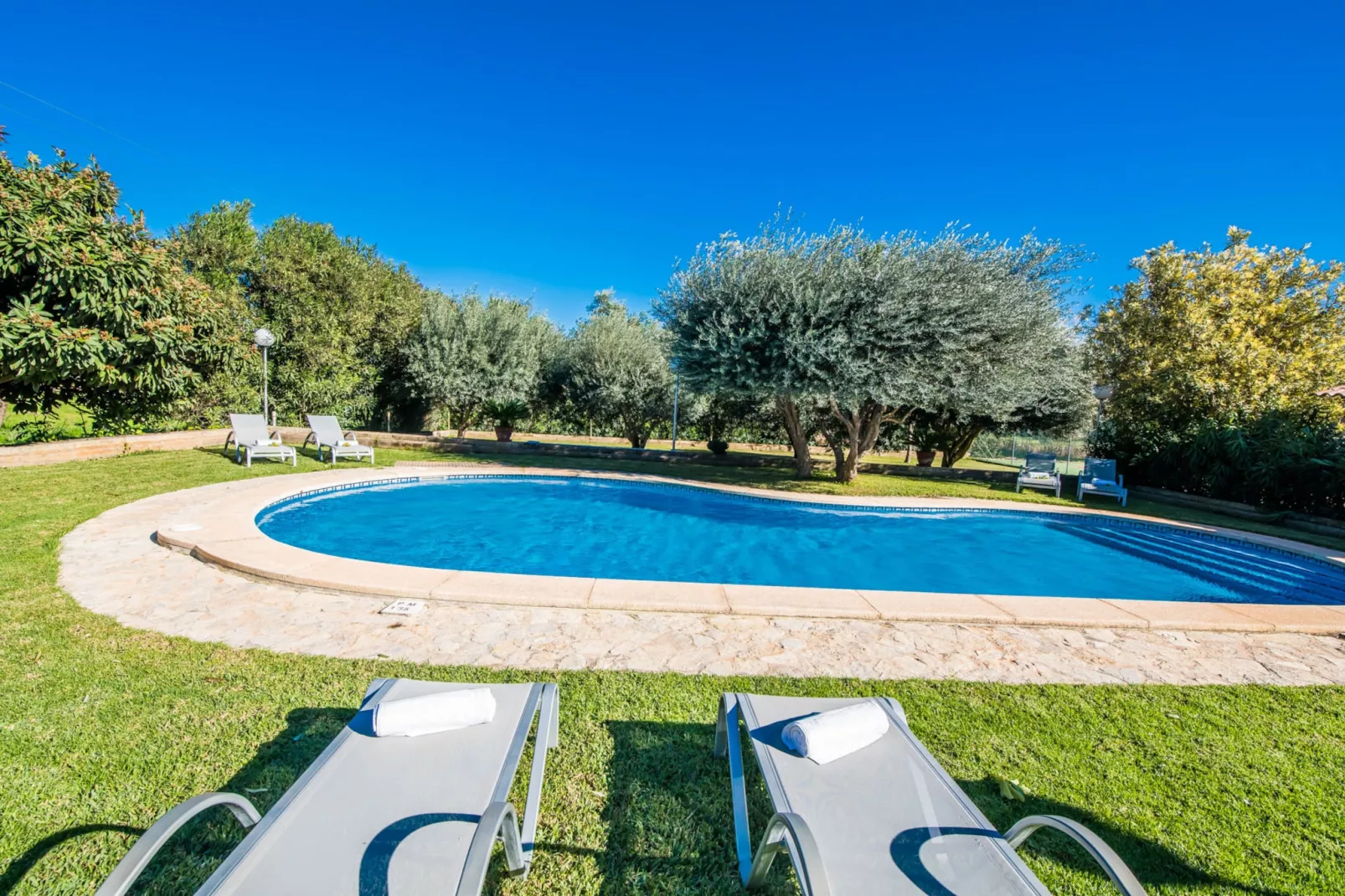 Cas Home-Pool