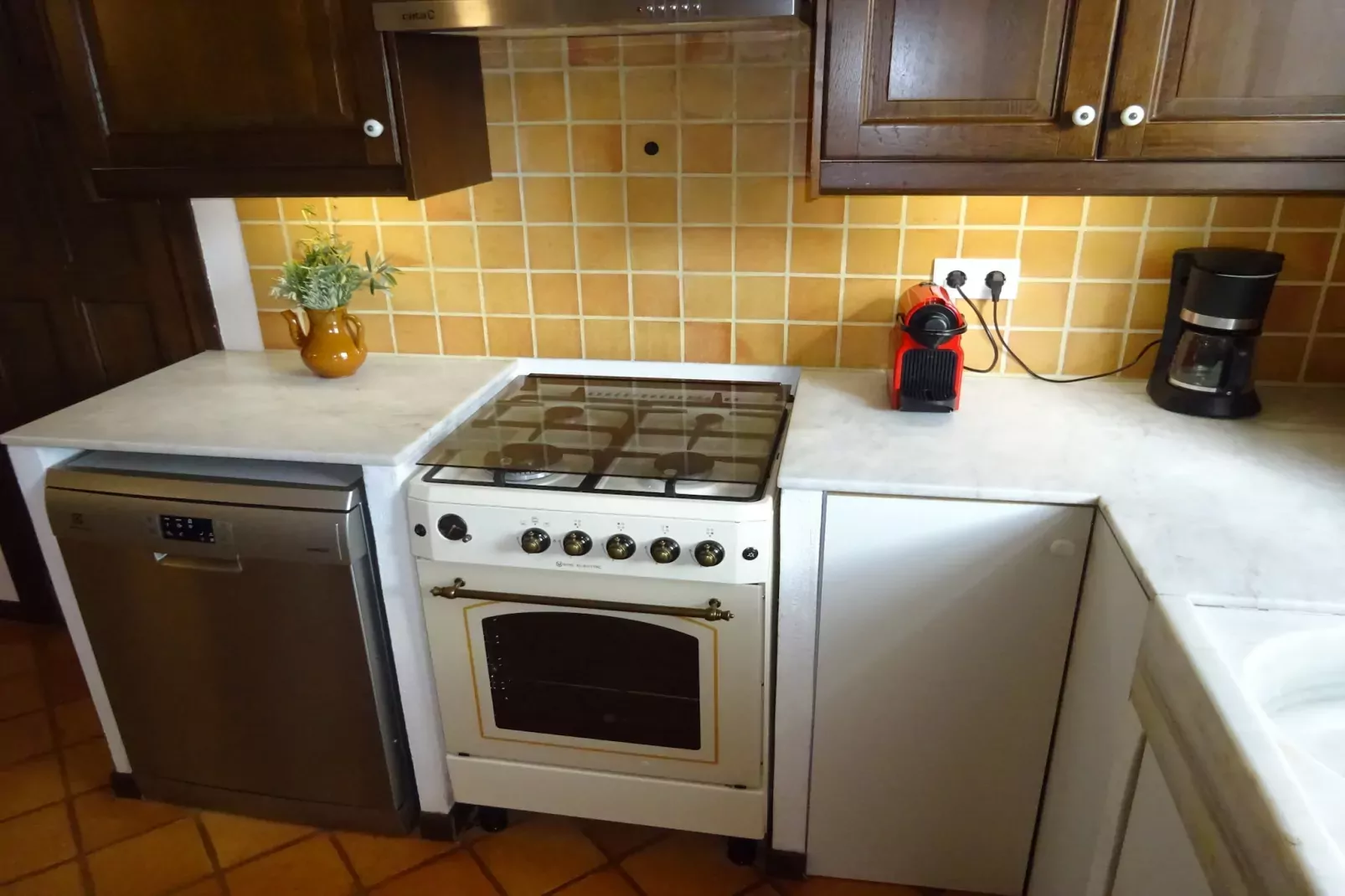Can Flauta-Kitchen
