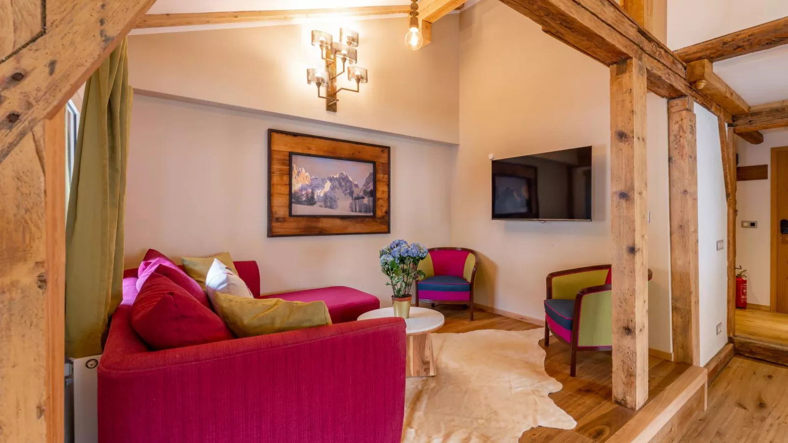 Biber Art Apartment 2-Living room