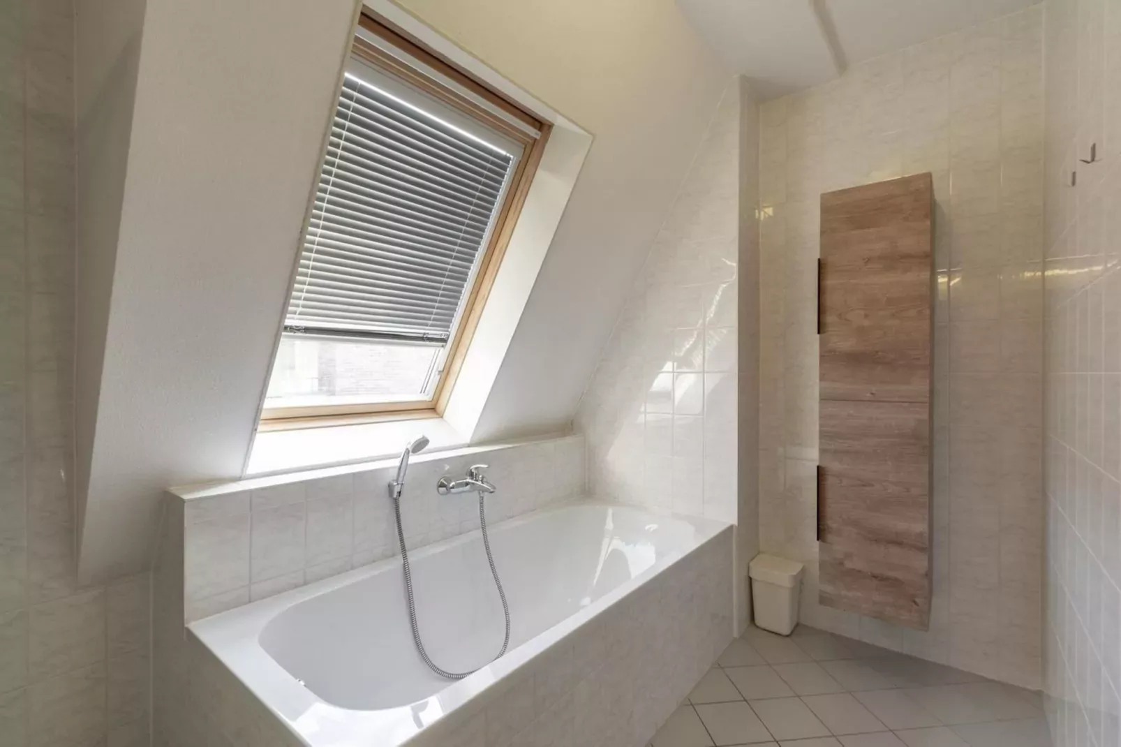 Duinerei B301-Bathroom