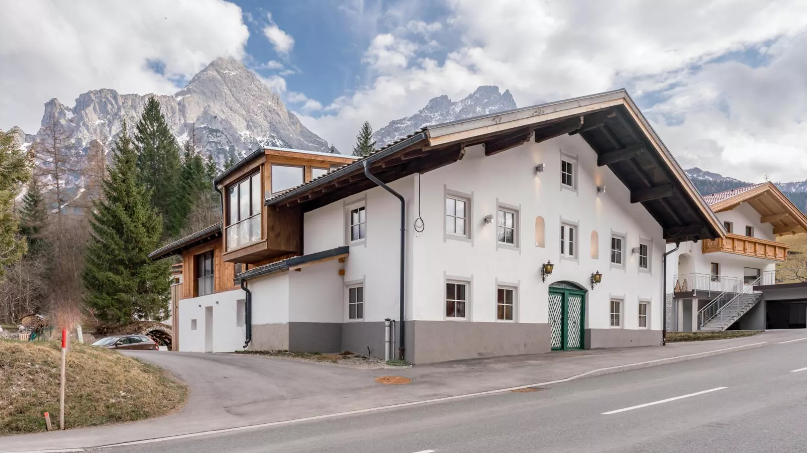 Biber Art Apartment 2-Exterior summer