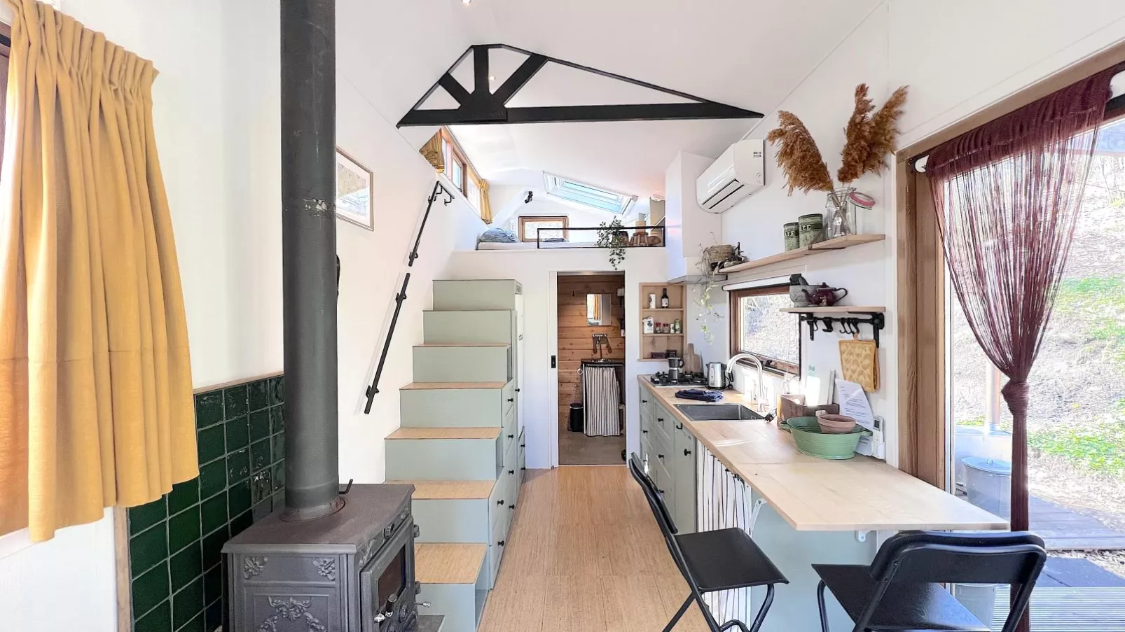 Bij ons Tinie-Kitchen