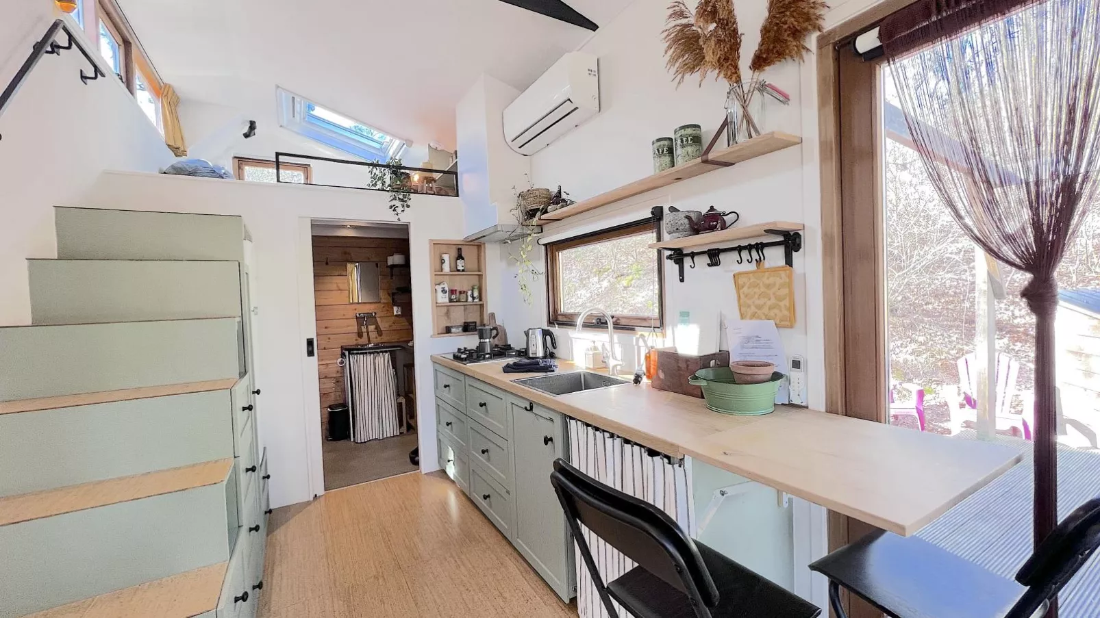 Bij ons Tinie-Kitchen