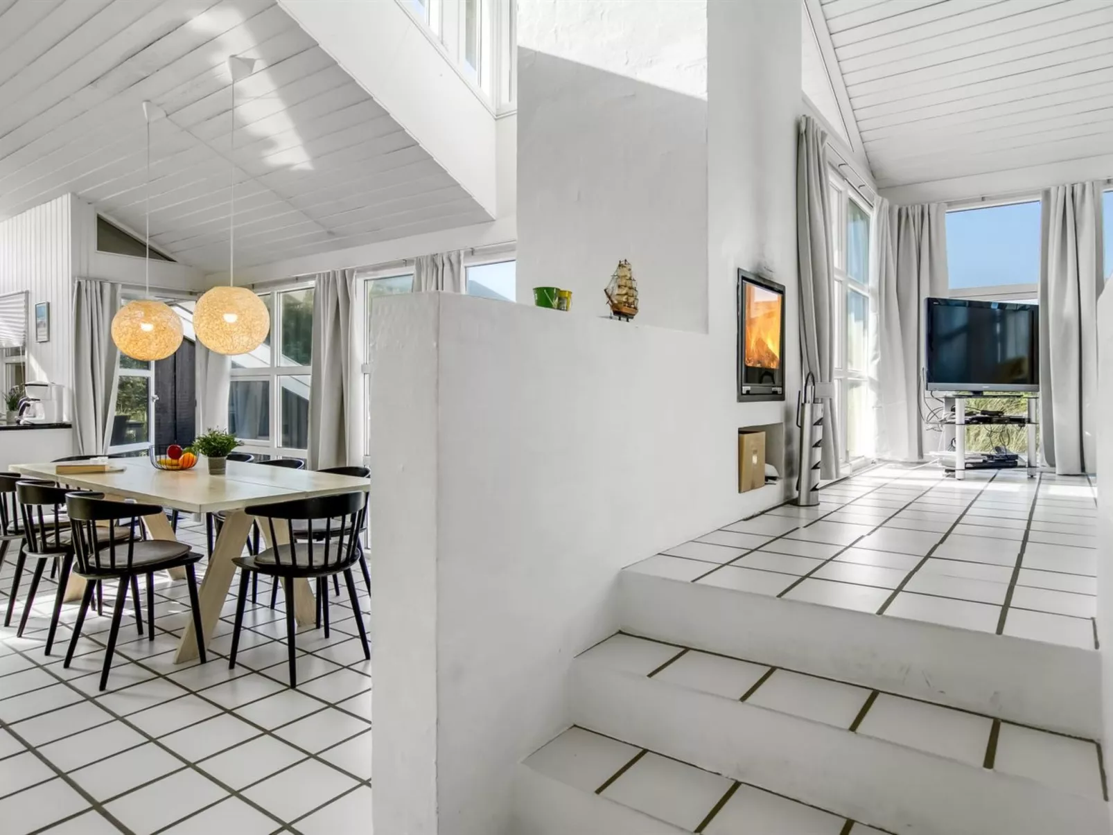 "Heralde" - 60m from the sea-Drinnen