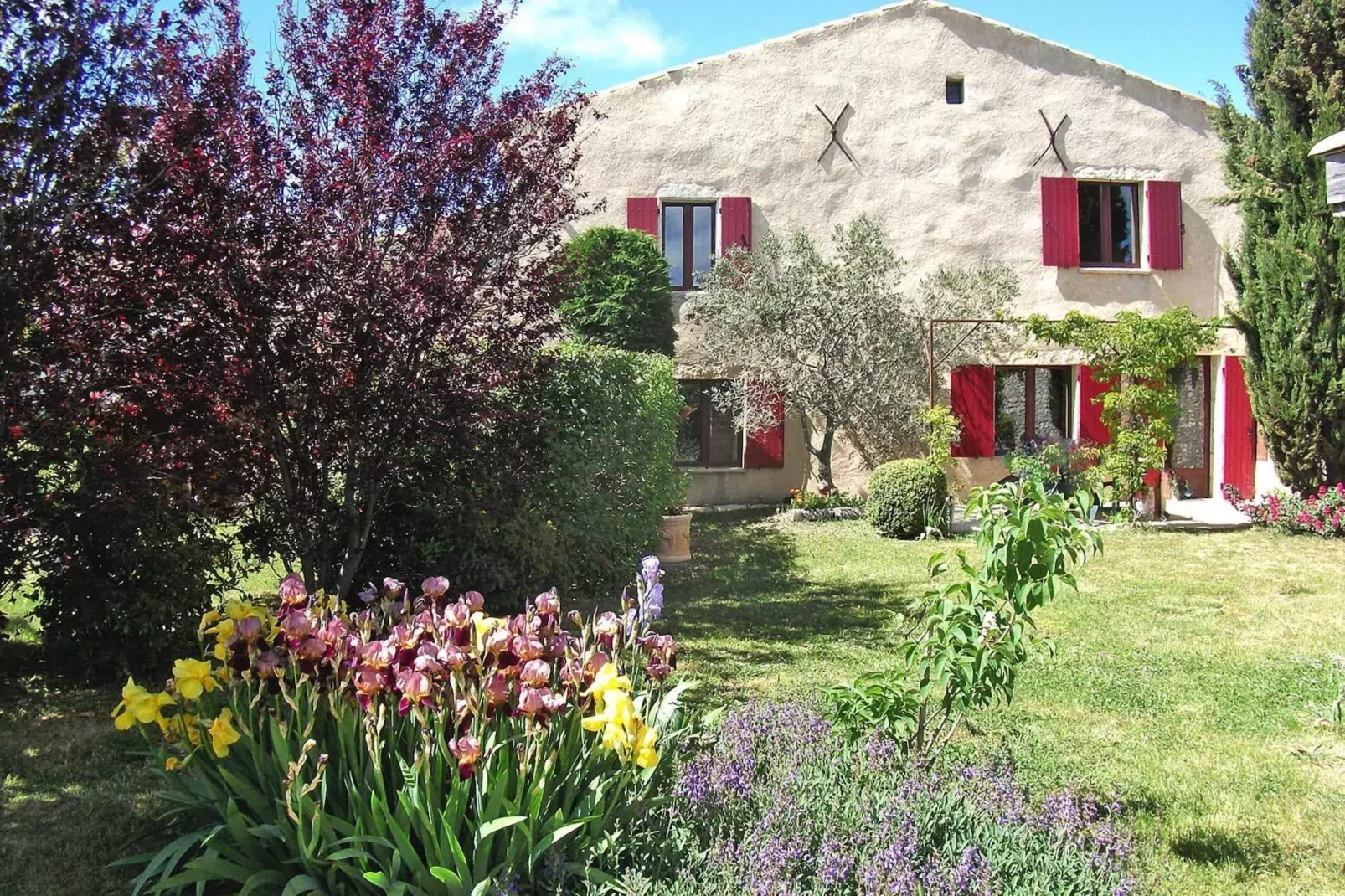 Doppelhaushälfte in Redortiers-Extérieur été