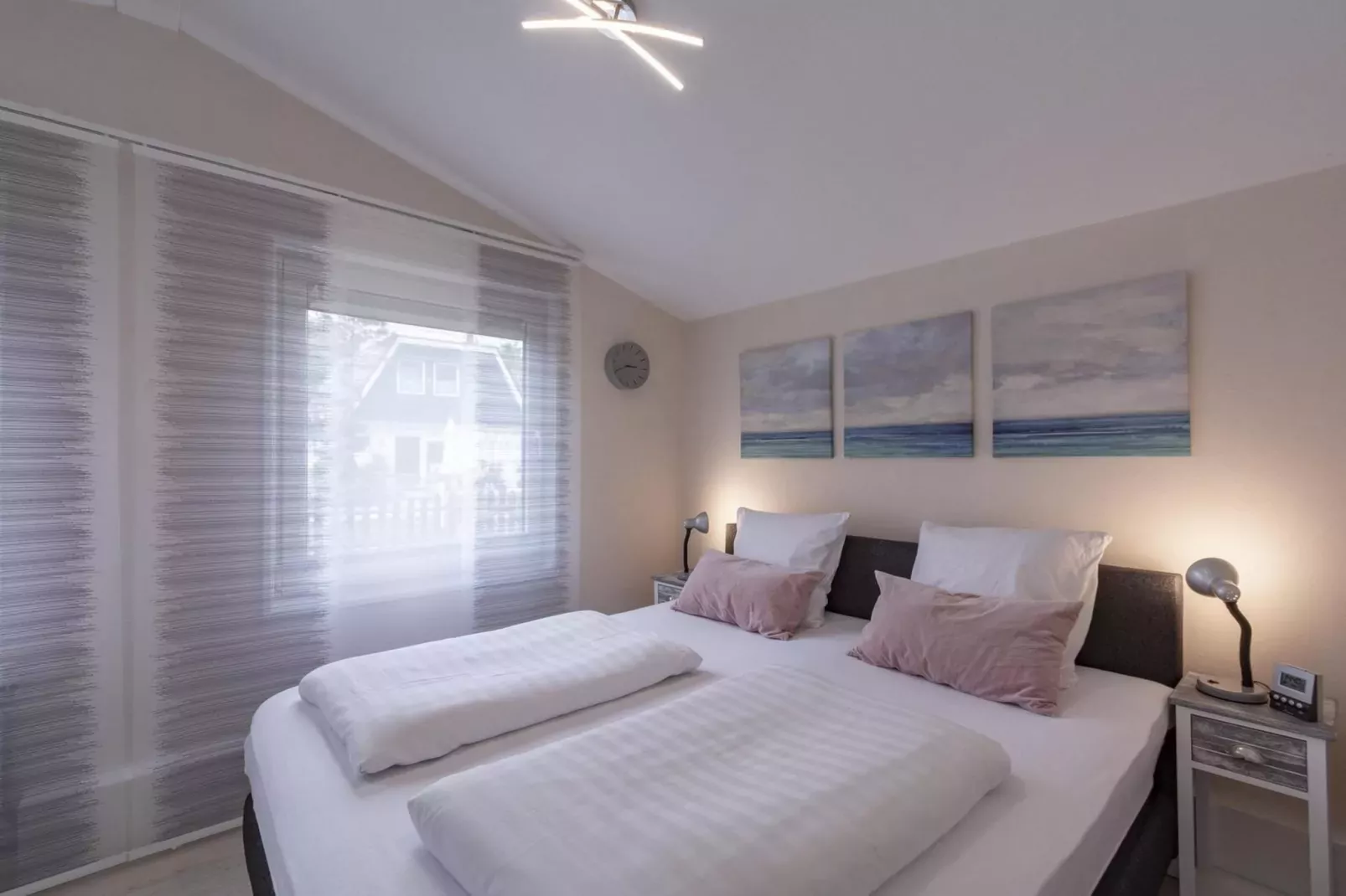 Garnekuul 49-Bedroom