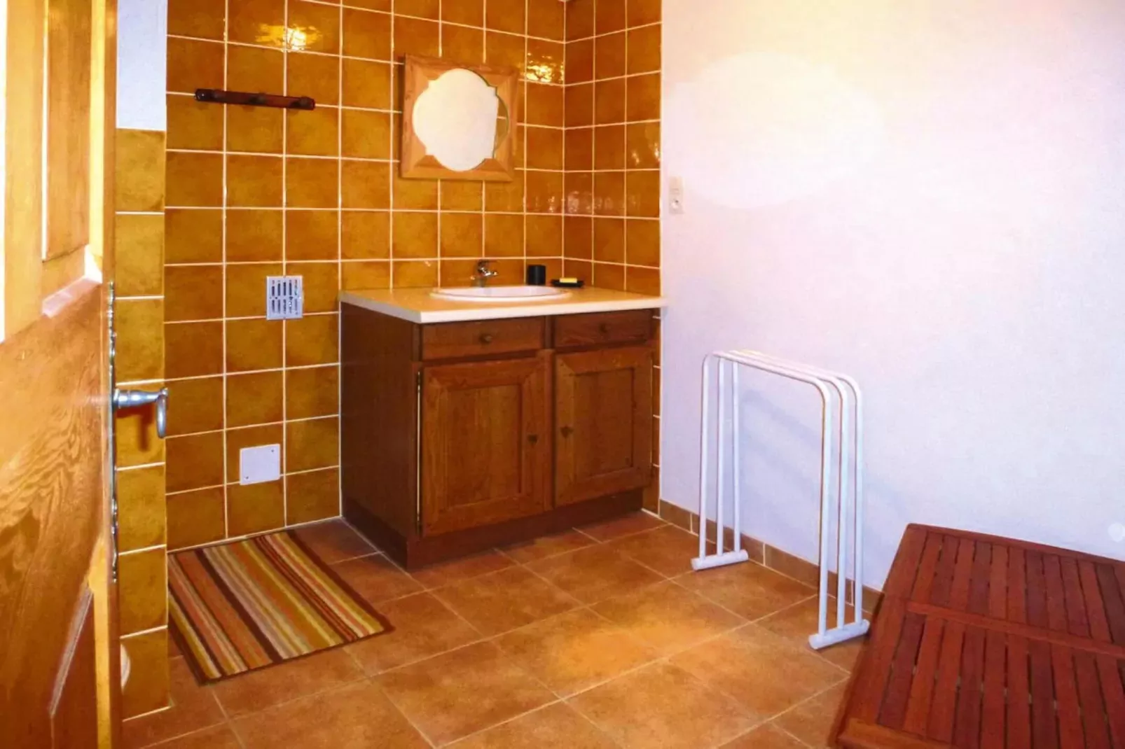 Doppelhaushälfte in Redortiers-Salle de bain