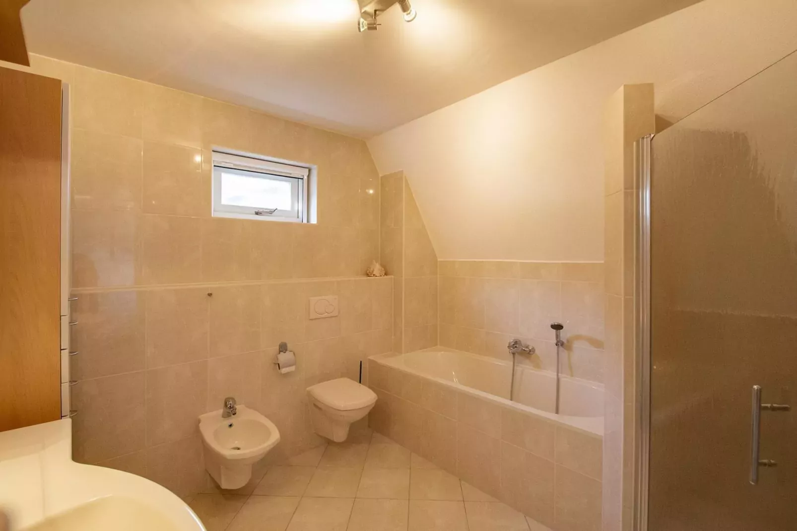 Duinerei C301/C302-Bathroom
