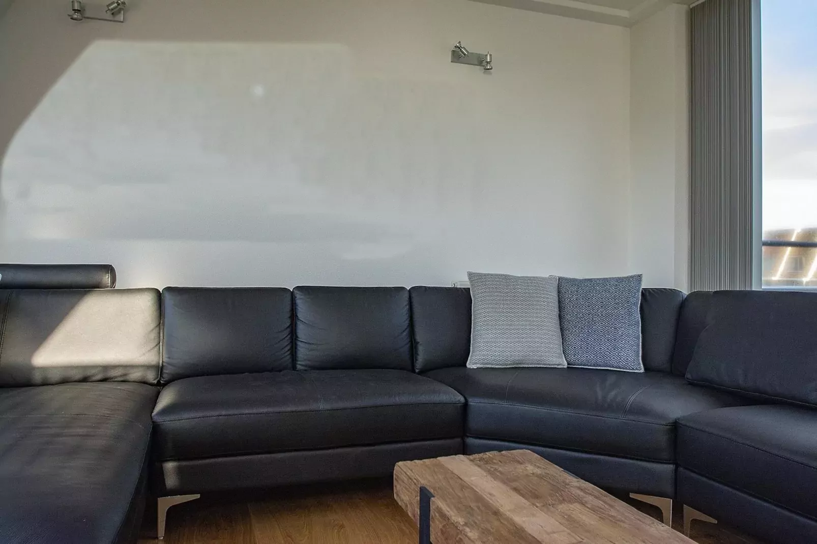 Duinerei C301/C302-Living room