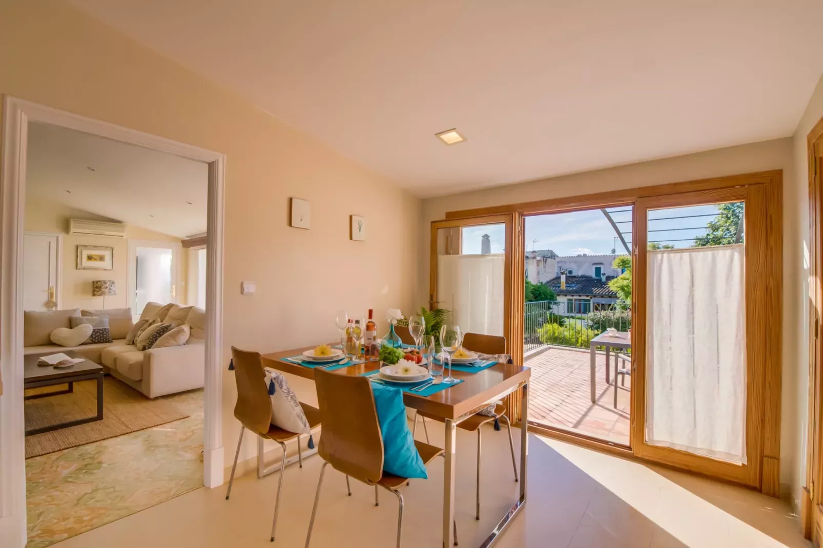 Binibonaire 2 PAX-Esszimmer