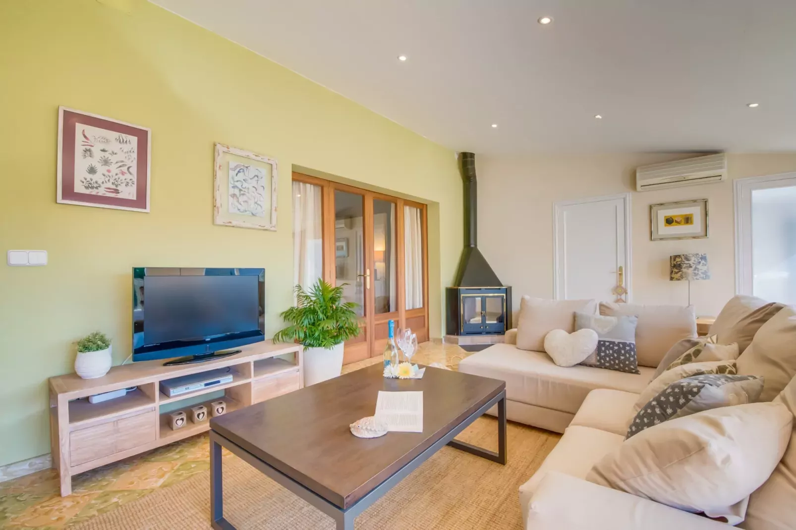 Binibonaire 2 PAX-Wohnzimmer