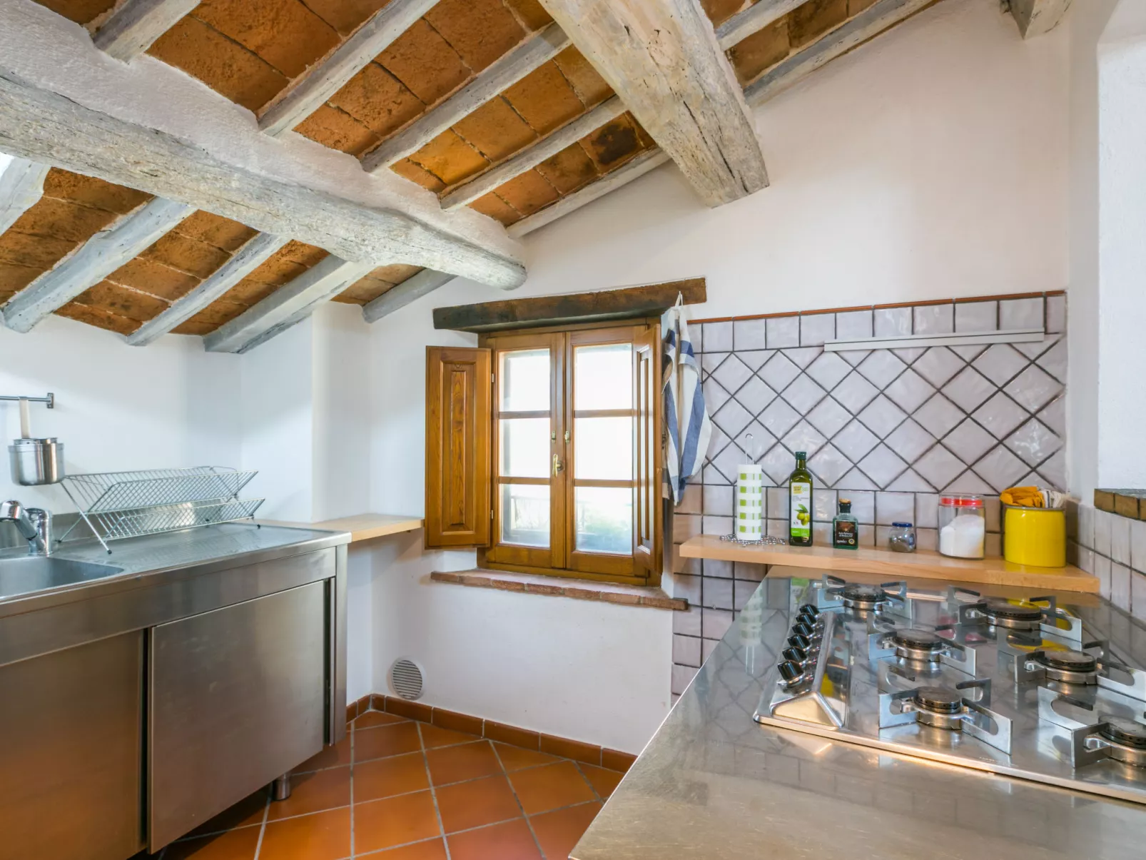 Casa Campau-Inside