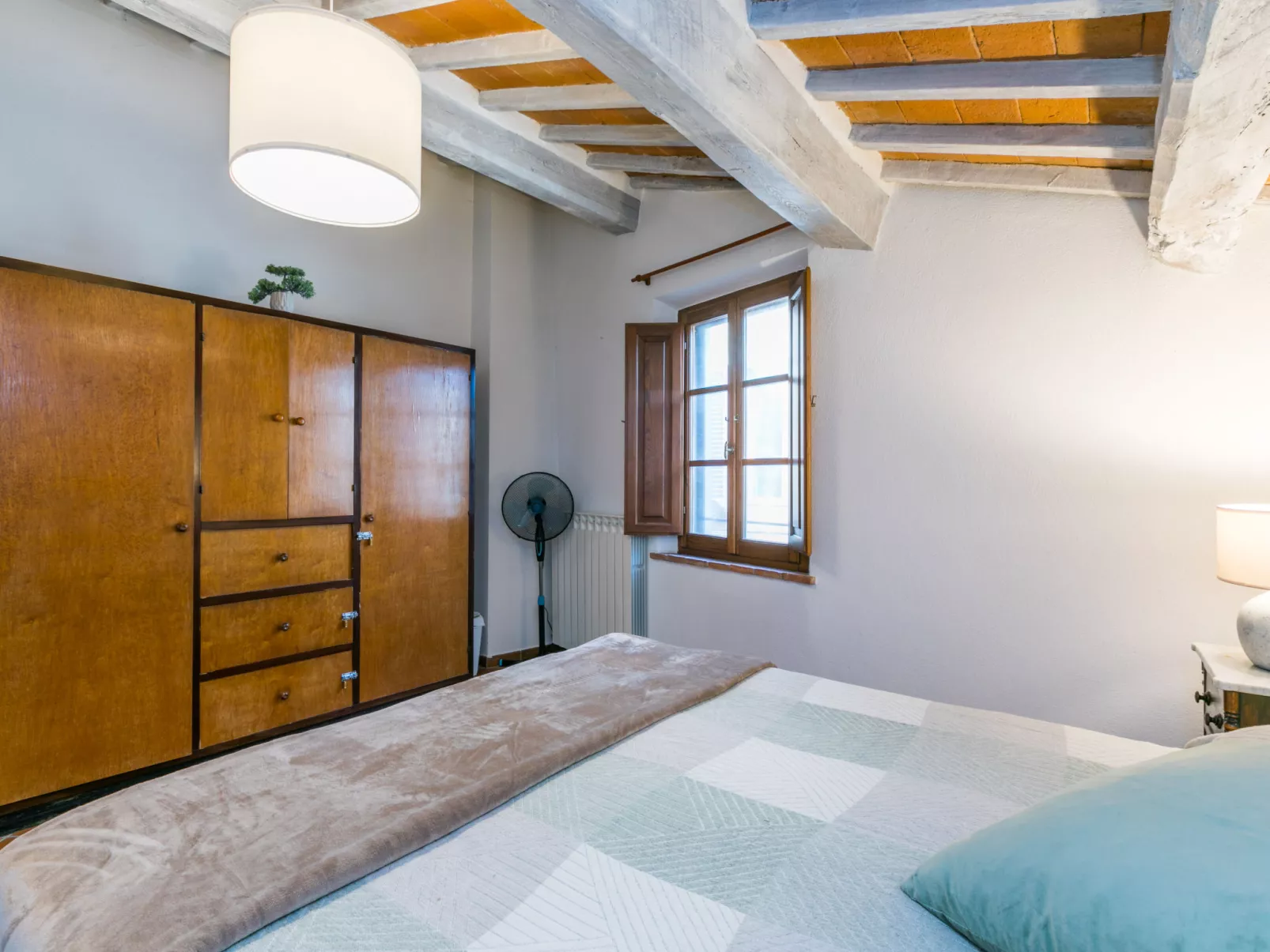 Casa Campau-Inside