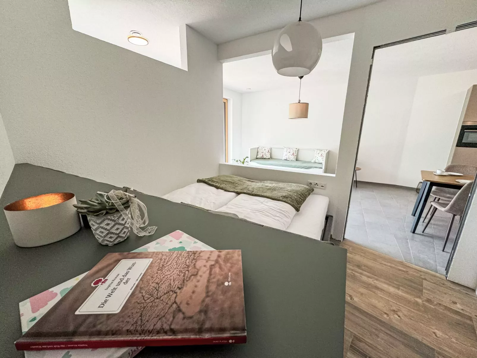 Urgen Living-Inside