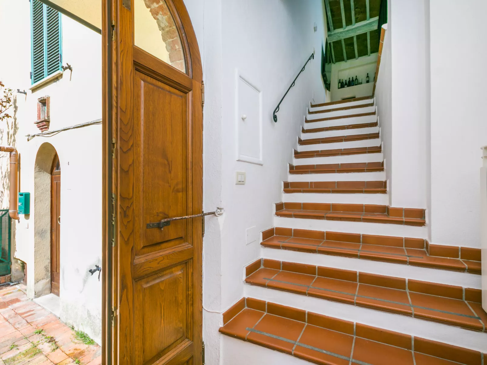 Casa Campau-Inside