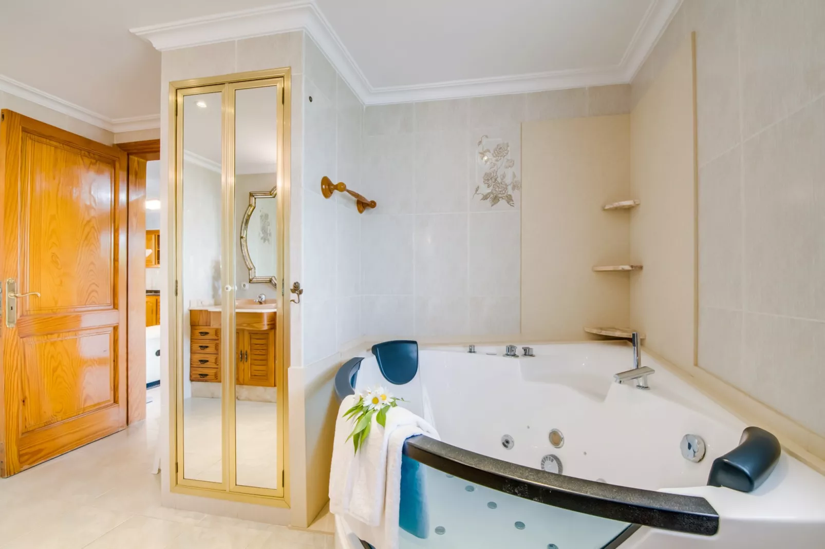 Finca Alegre-Bathroom