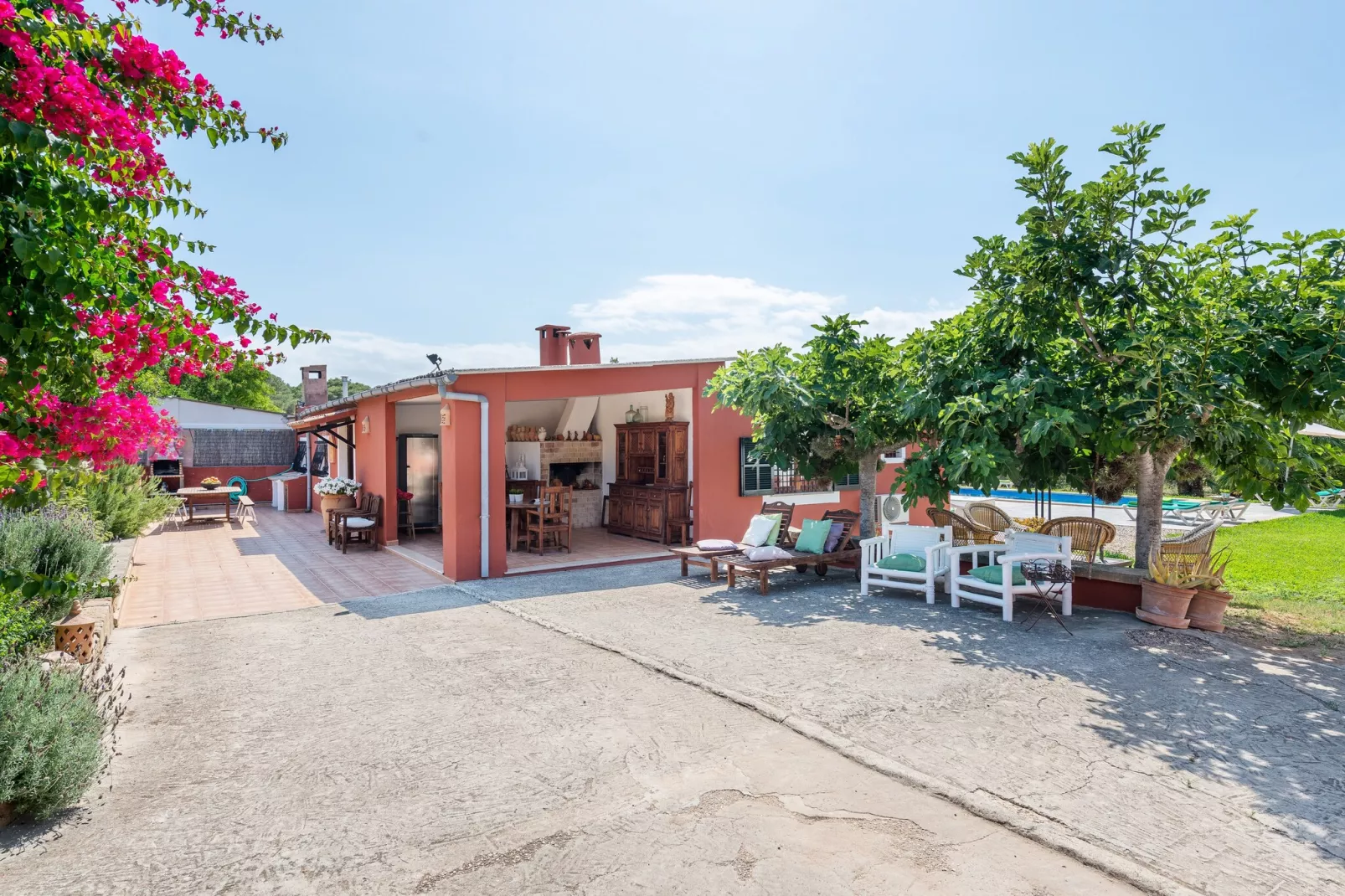 Can Calafat-Exterior summer