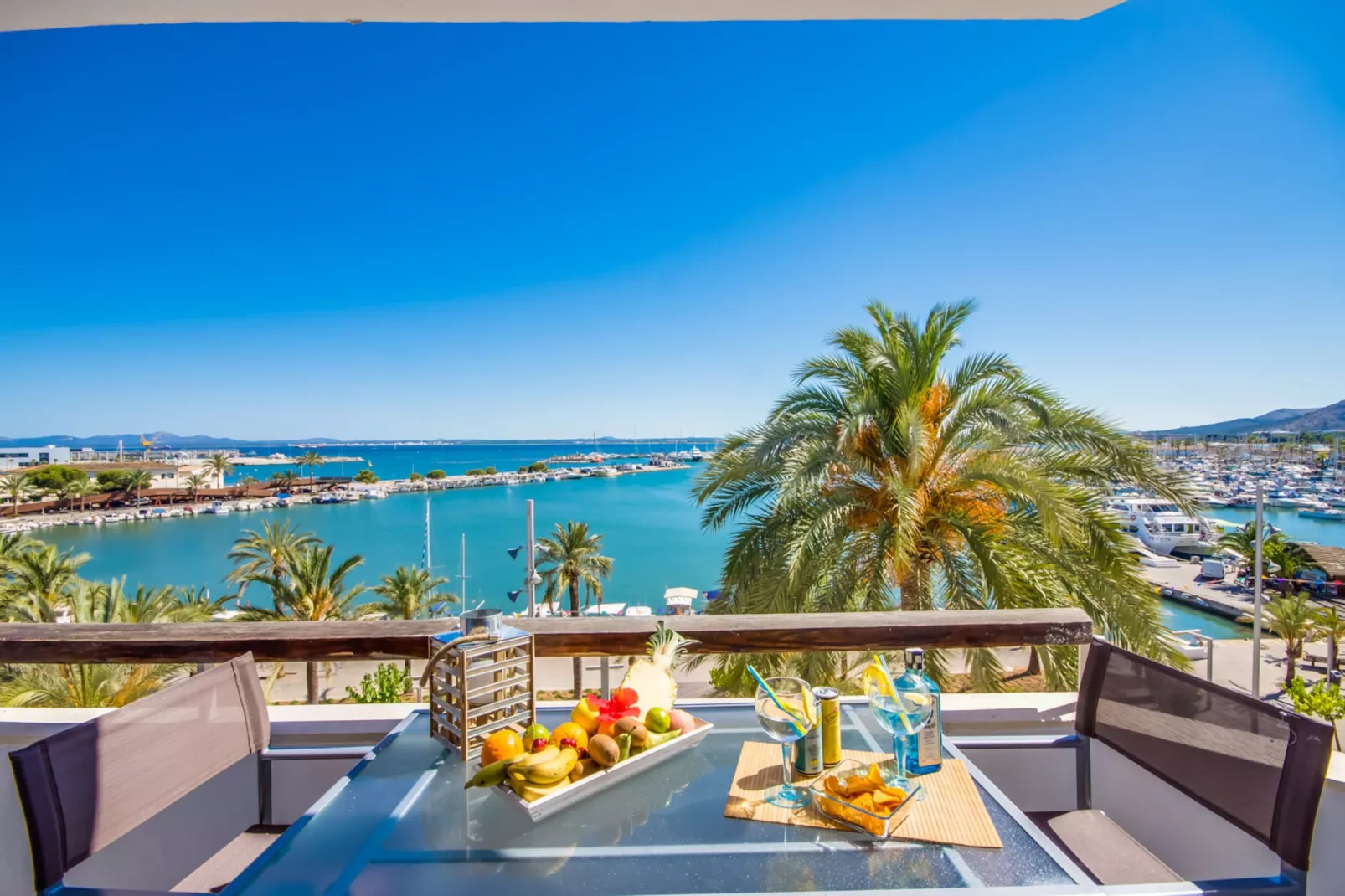 Enjoy-Terrace balcony