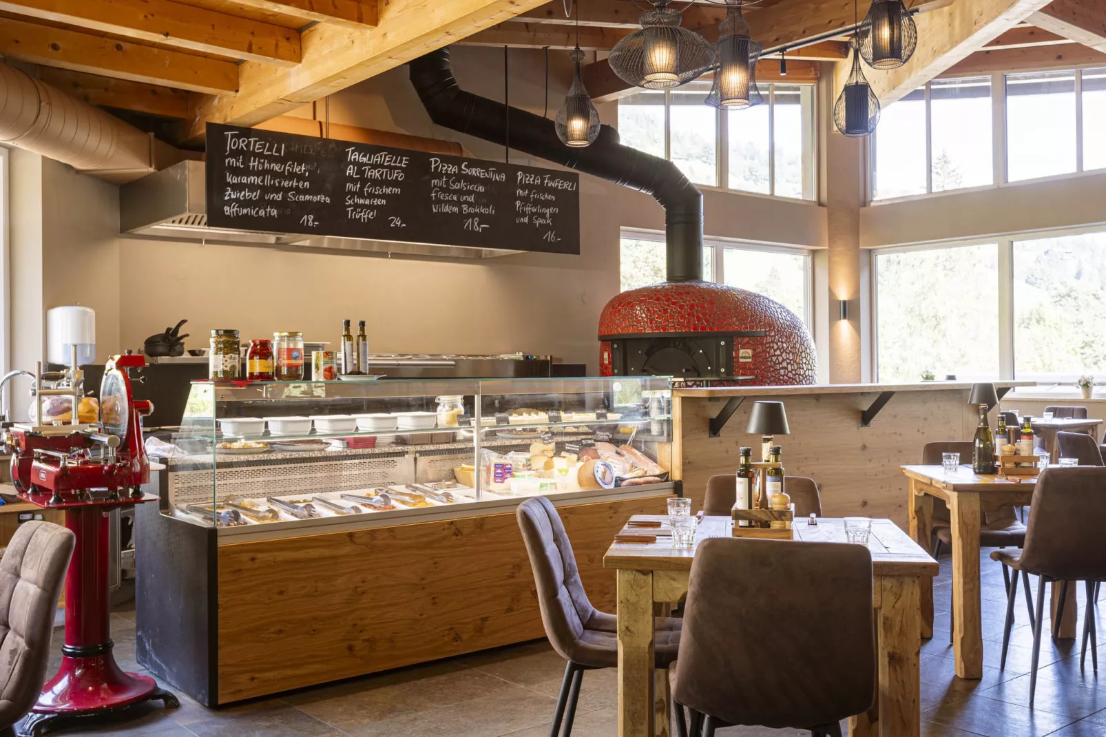 Saalbach Suite 7-Installations