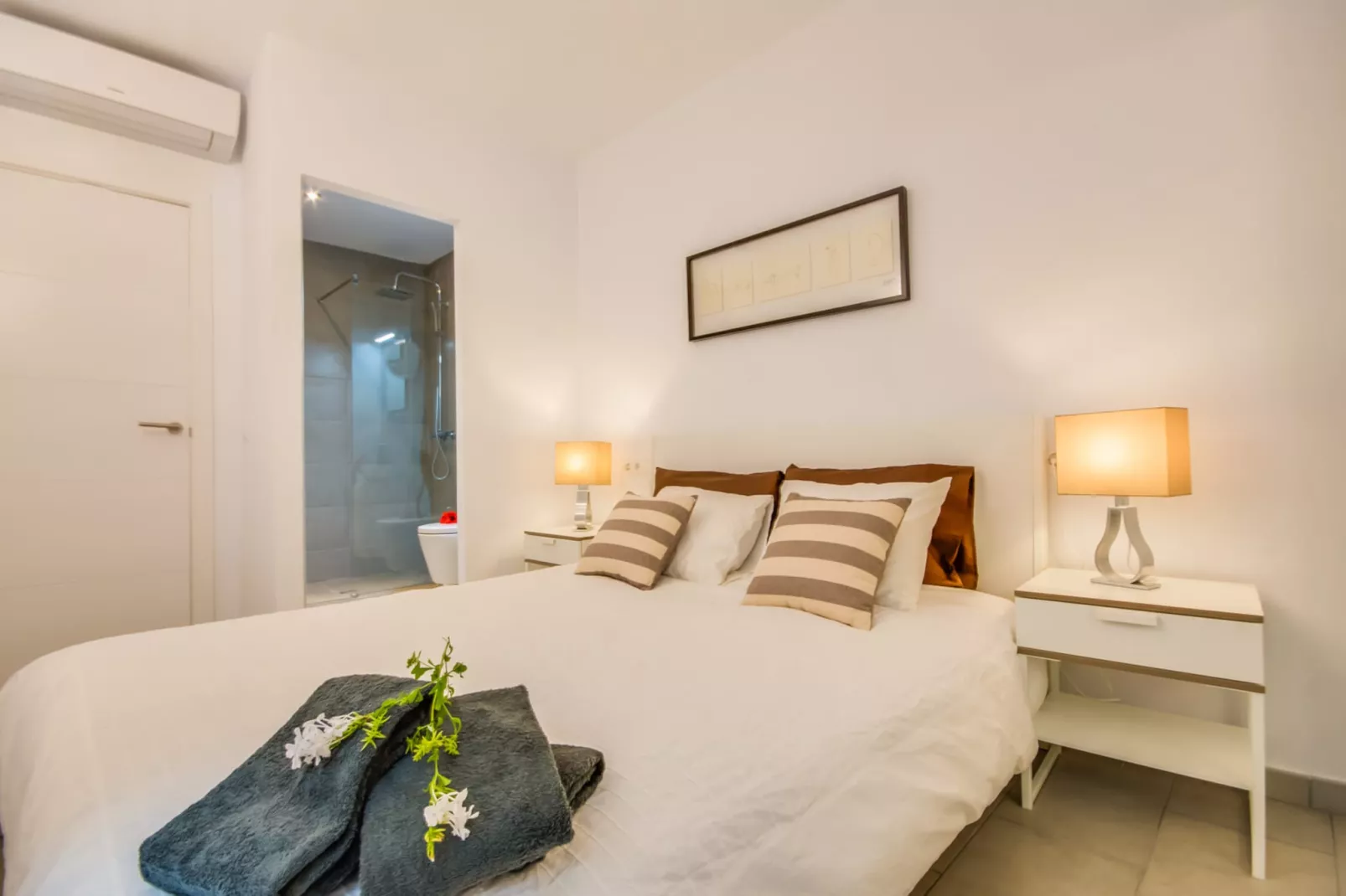 Enjoy-Bedroom