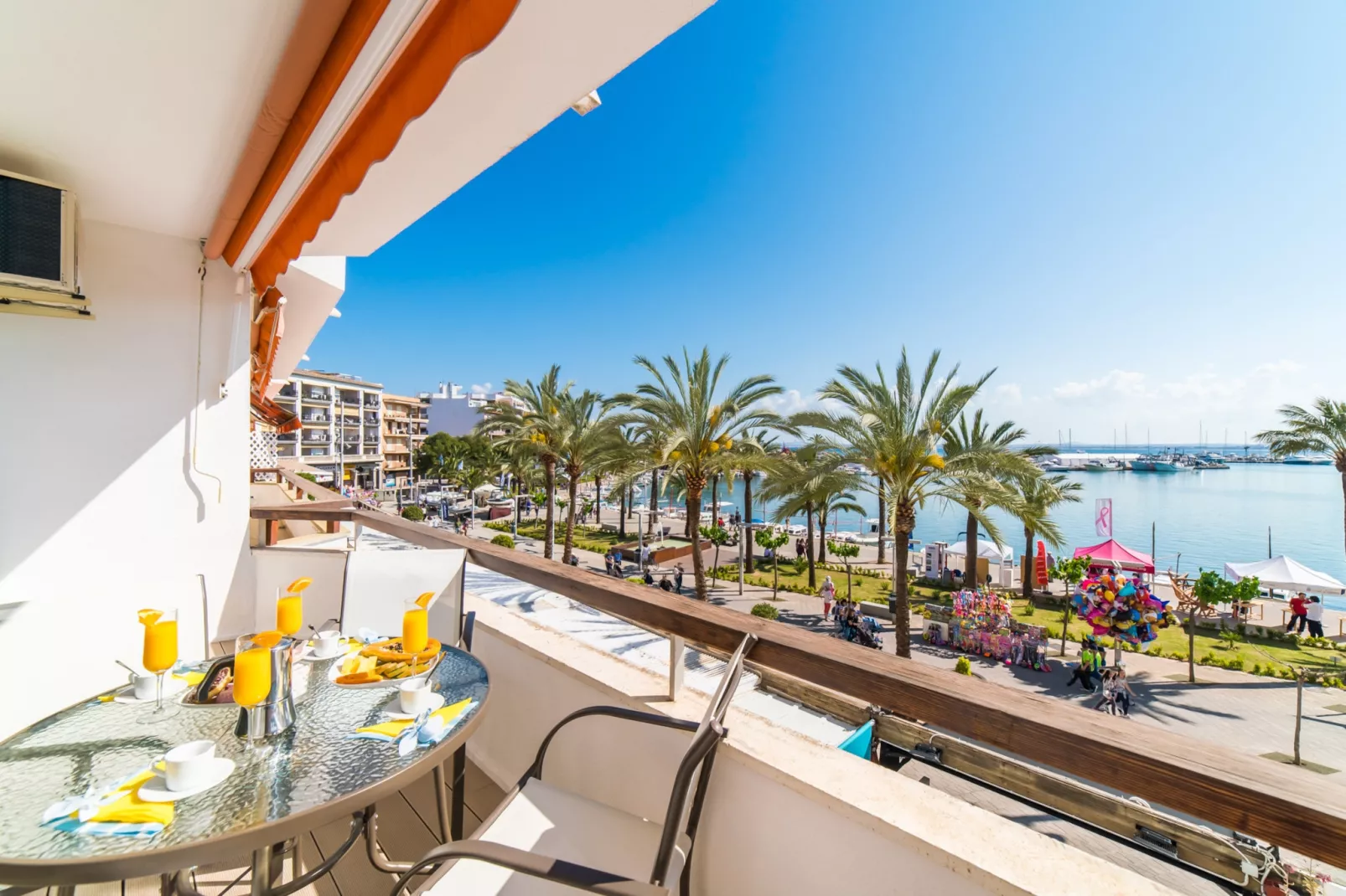 Mimosa-Terrace balcony