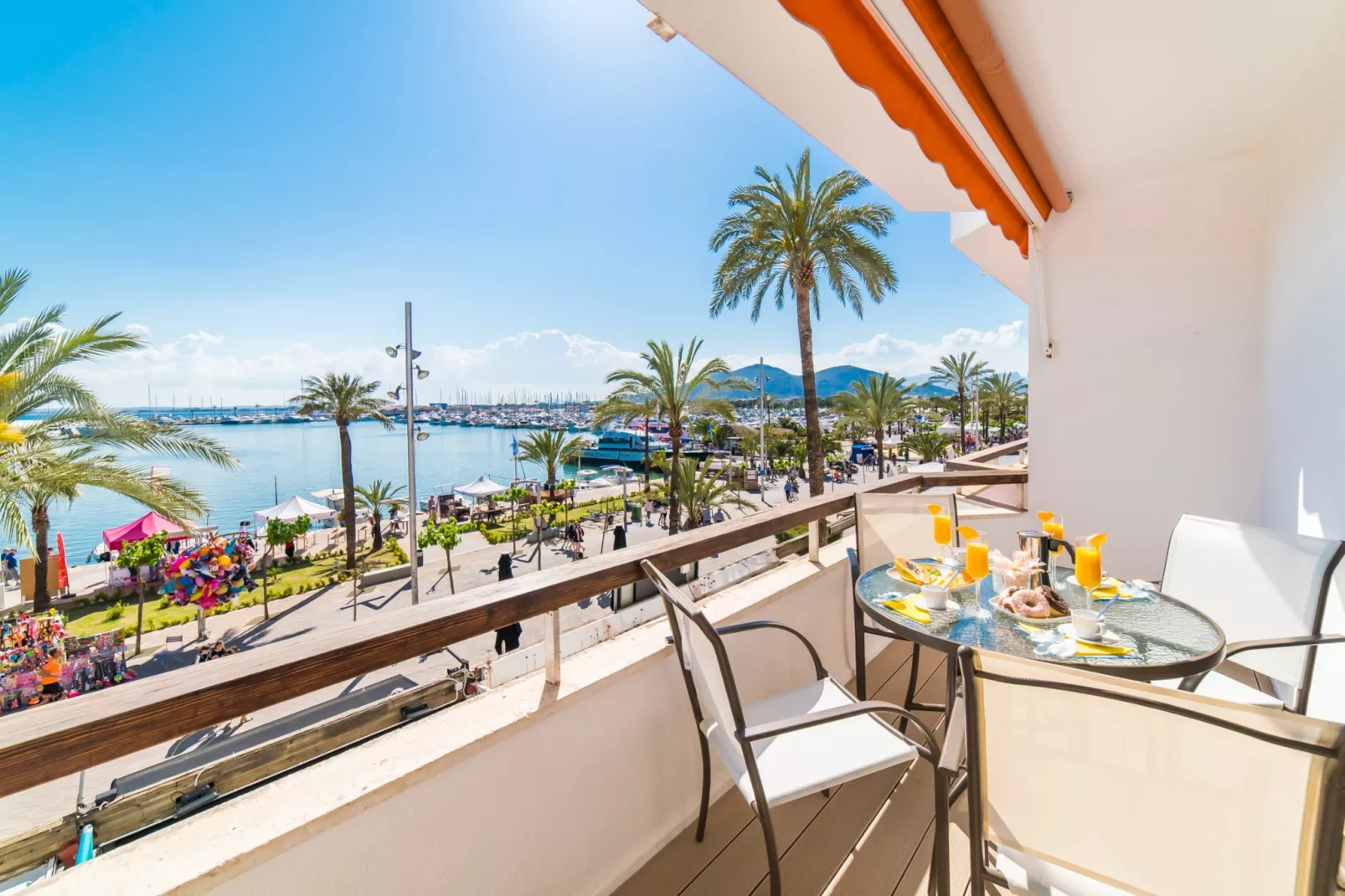 Mimosa-Terrace balcony