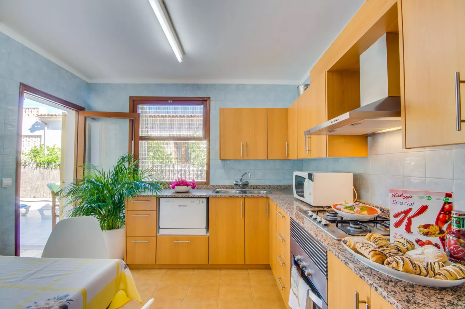 Villa Rosita 12-Kitchen