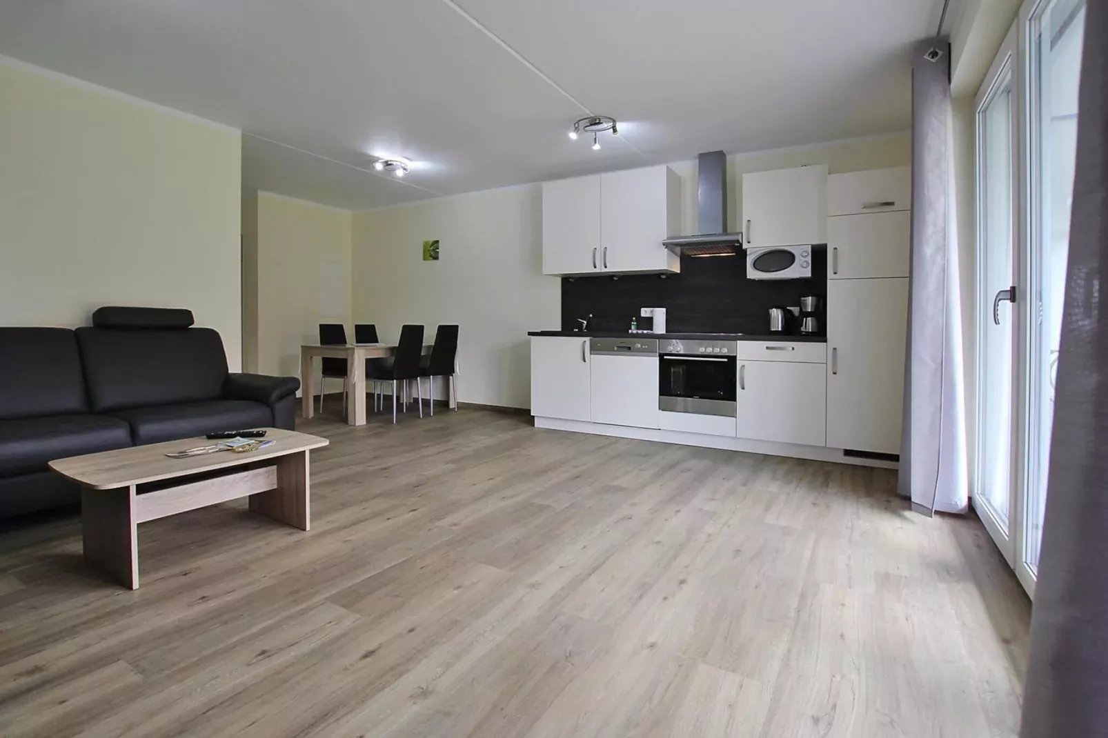 Apartment Hafenflair / Haus 3 EG-Wohnung 9 2 und 2 Personen-Kitchen