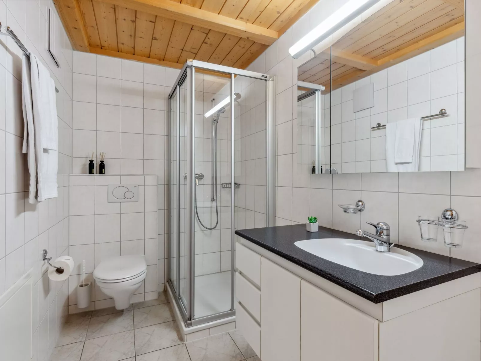 Roossihuus Apt.S-Inside
