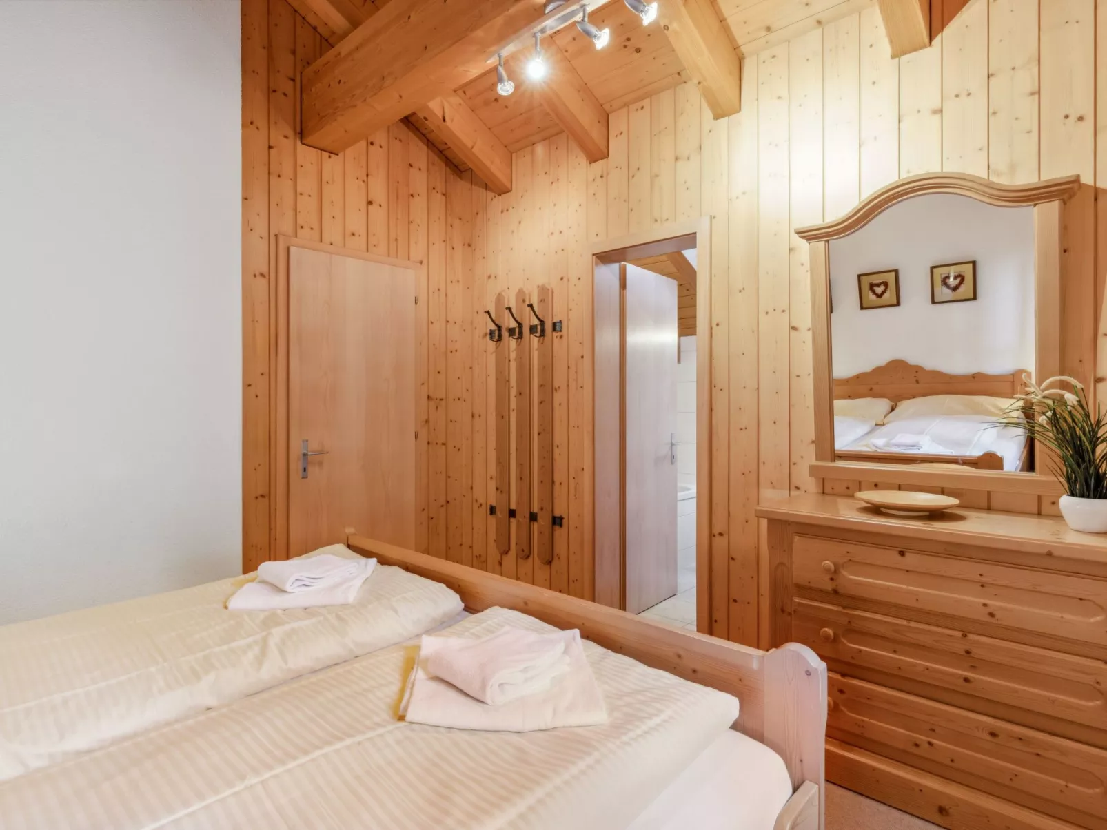 Roossihuus Apt.S-Inside