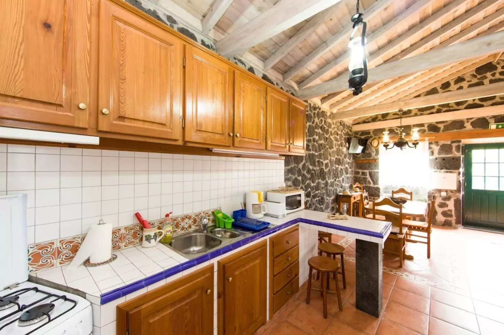 Ferienhaus in Santa Luzia // Casa do Alambique-Küche