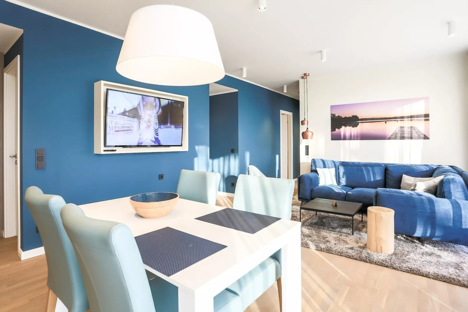 Apartments im MAREMÜRITZ Yachthafen Resort / Fortuna Suite Müritzblick 2 Personen-Dining room