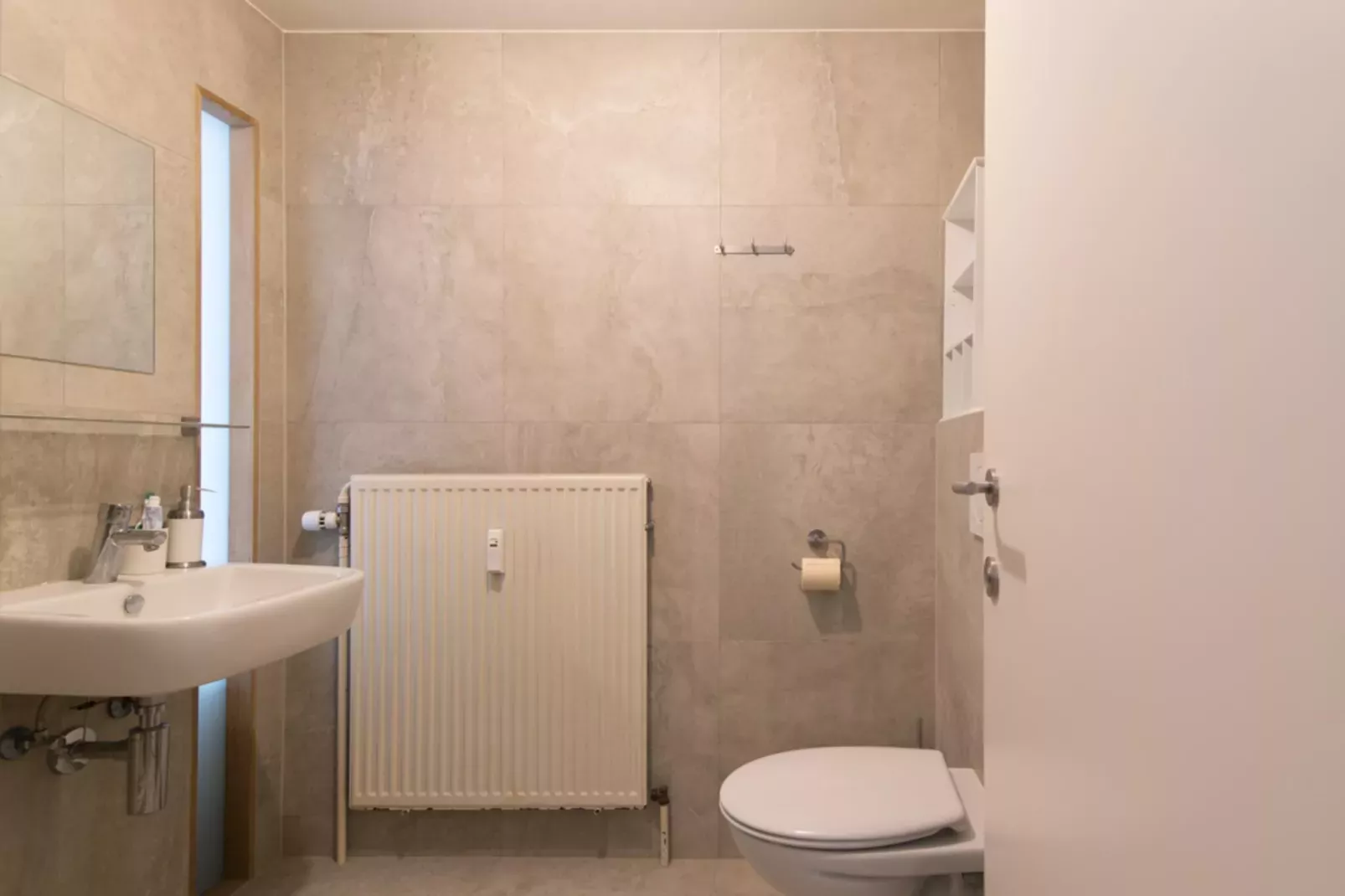 Auriga-Bathroom