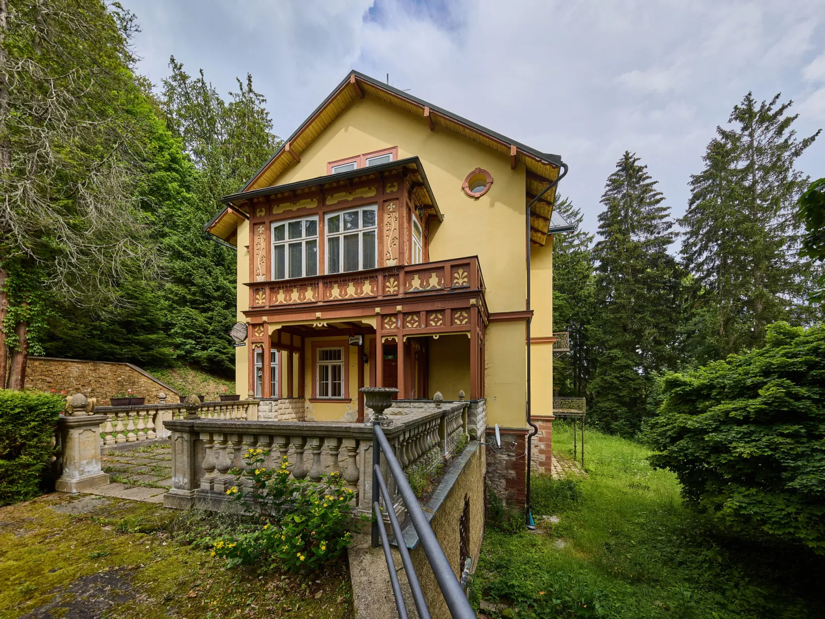 Villa Belvedere-Outside