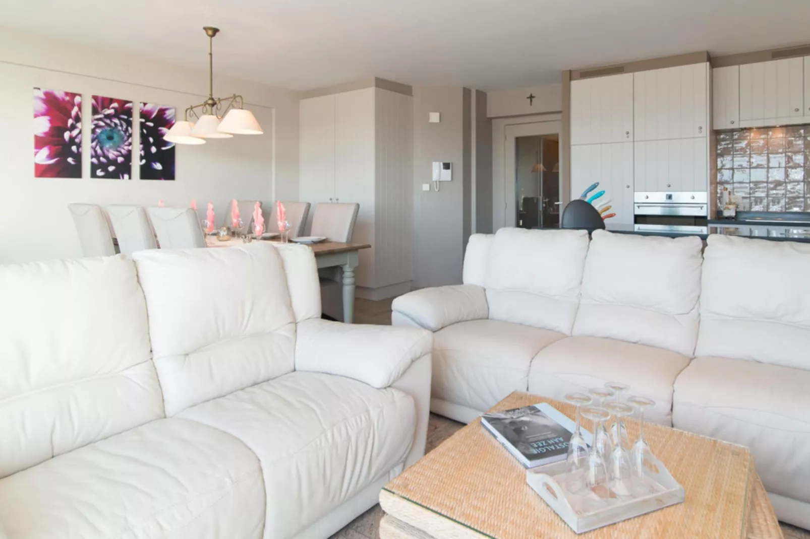 Belle Rive 0602-Living room