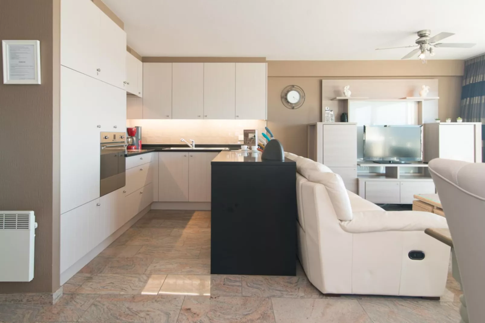 Belle Rive 0602-Kitchen