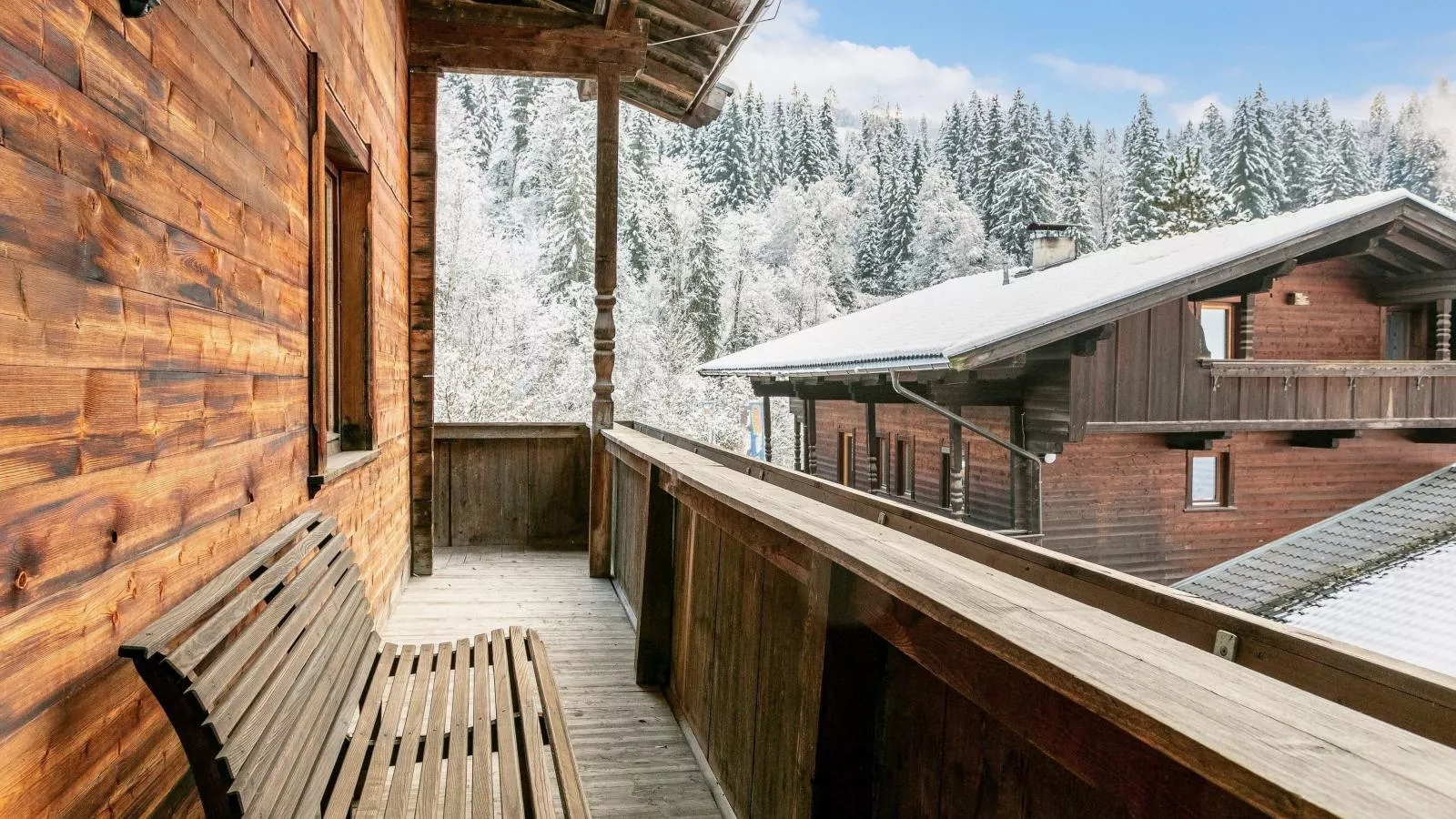 Zellner Top 4 und 5 und 9-Terrace balcony