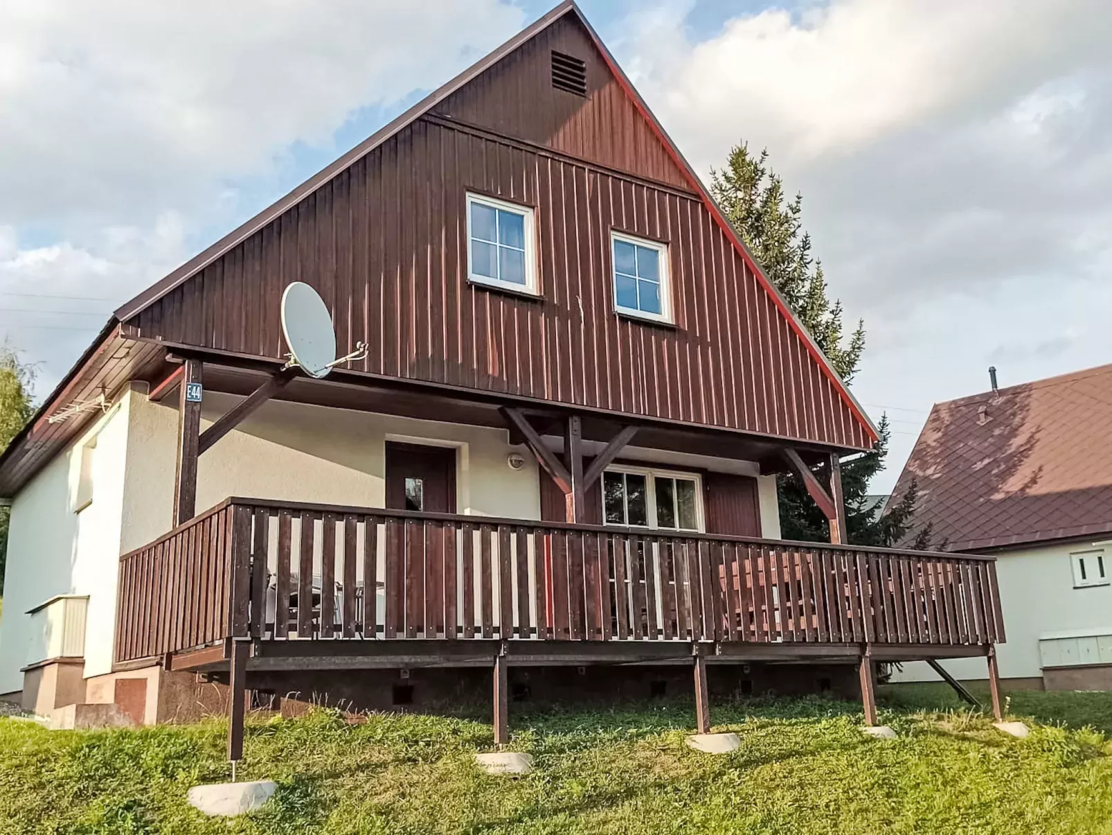 Holiday Hill 44-Draußen