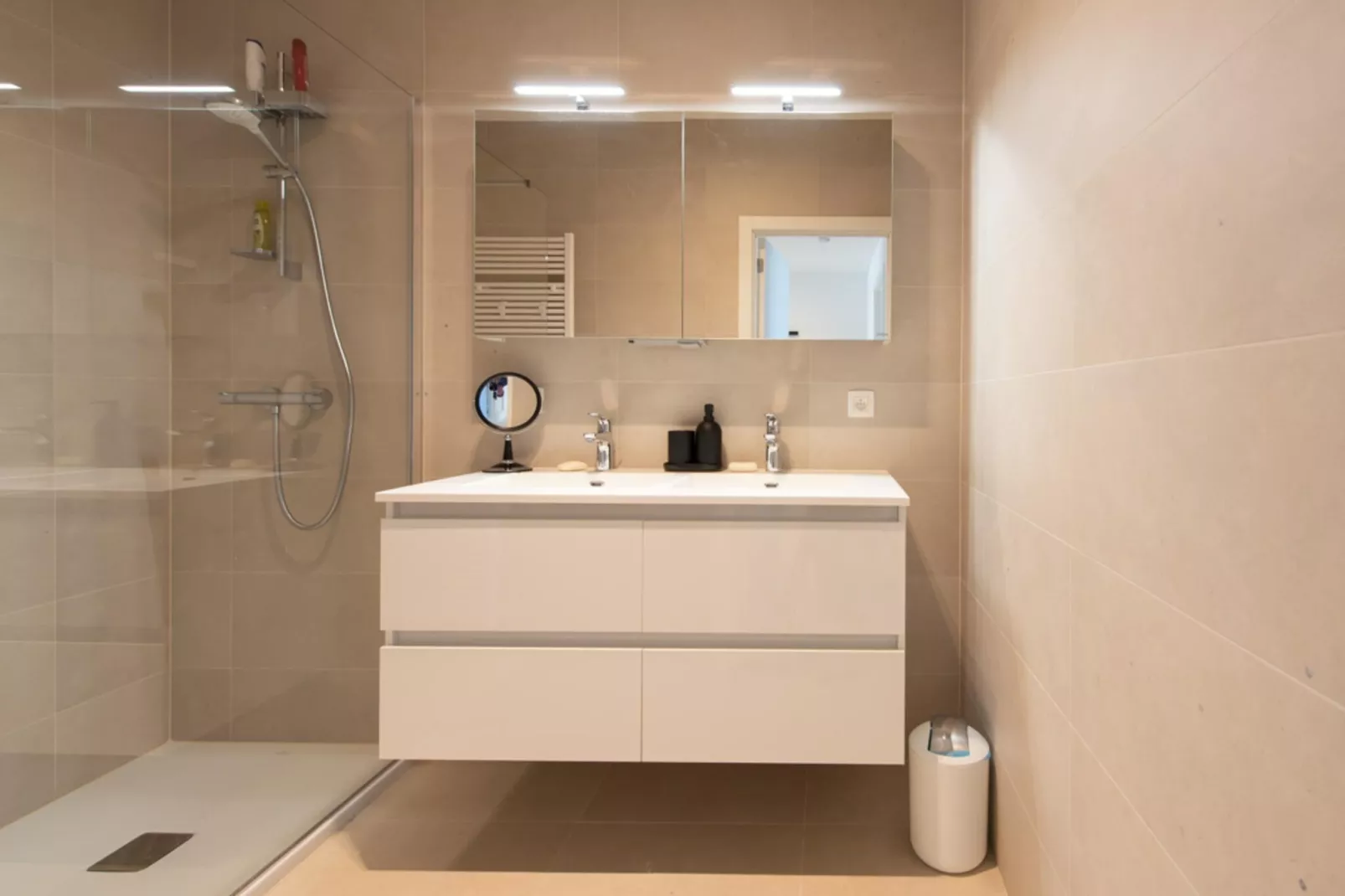 Sky Bridge-Badezimmer