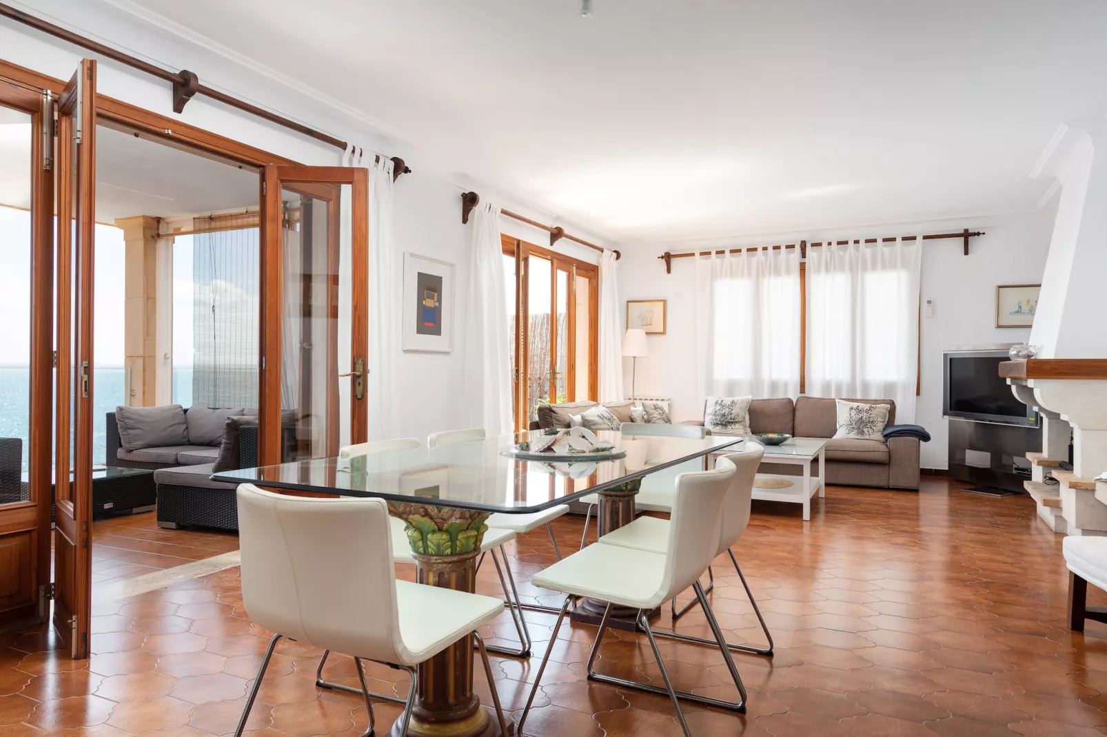 Villa Can Torrens-Dining room